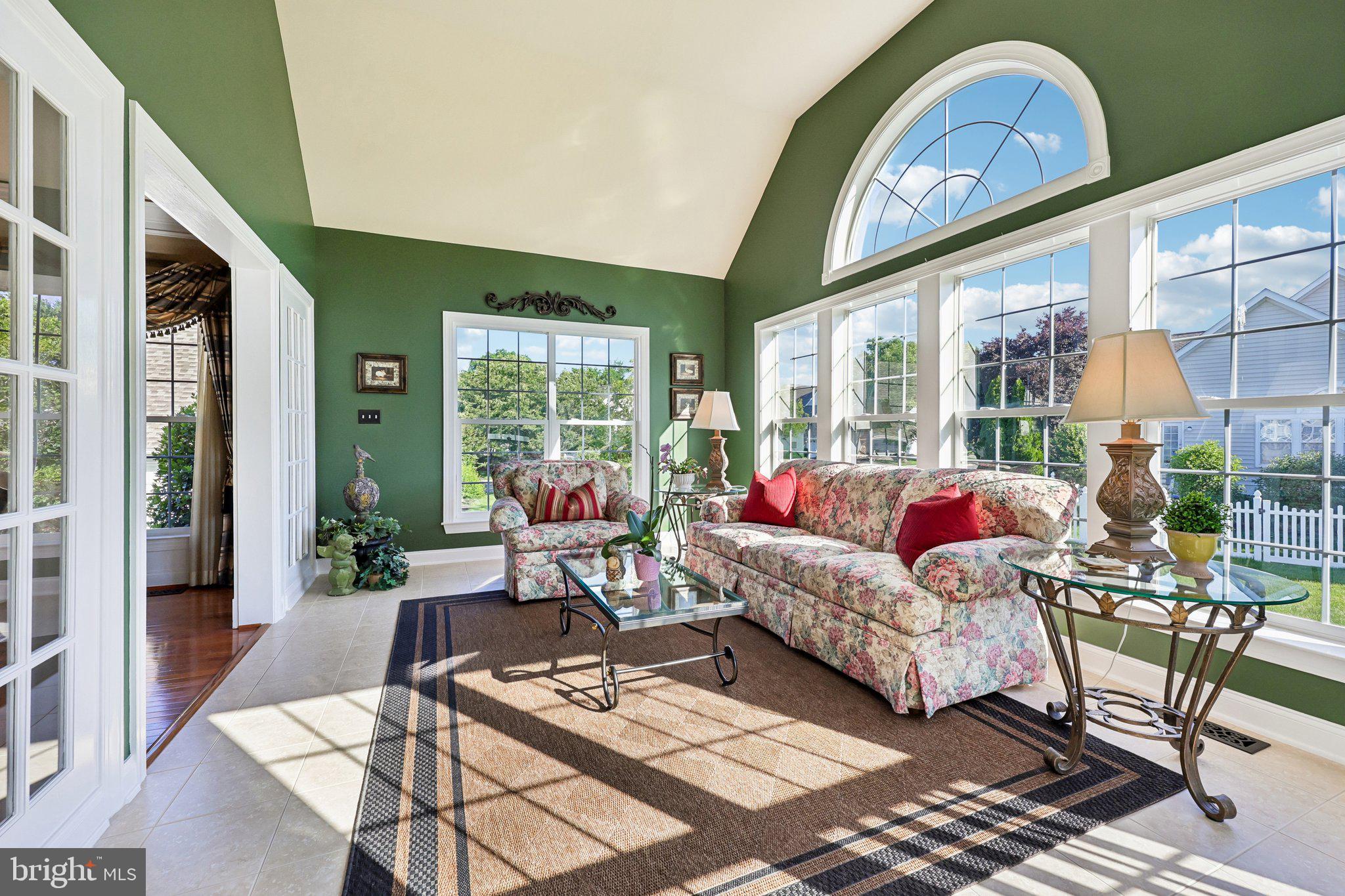 BELMONT COUNTRY CLUB - Residential