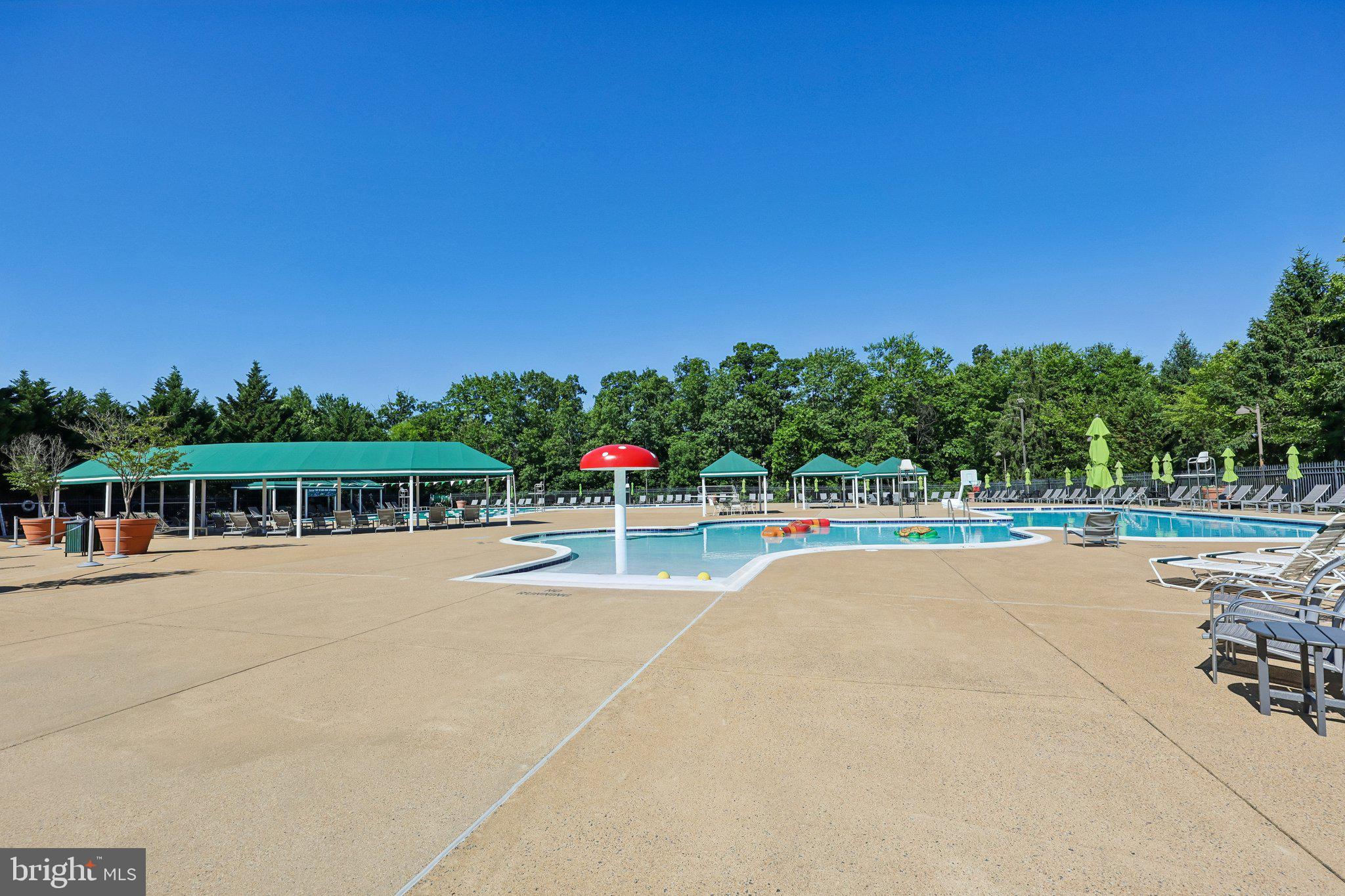 BELMONT COUNTRY CLUB - Residential