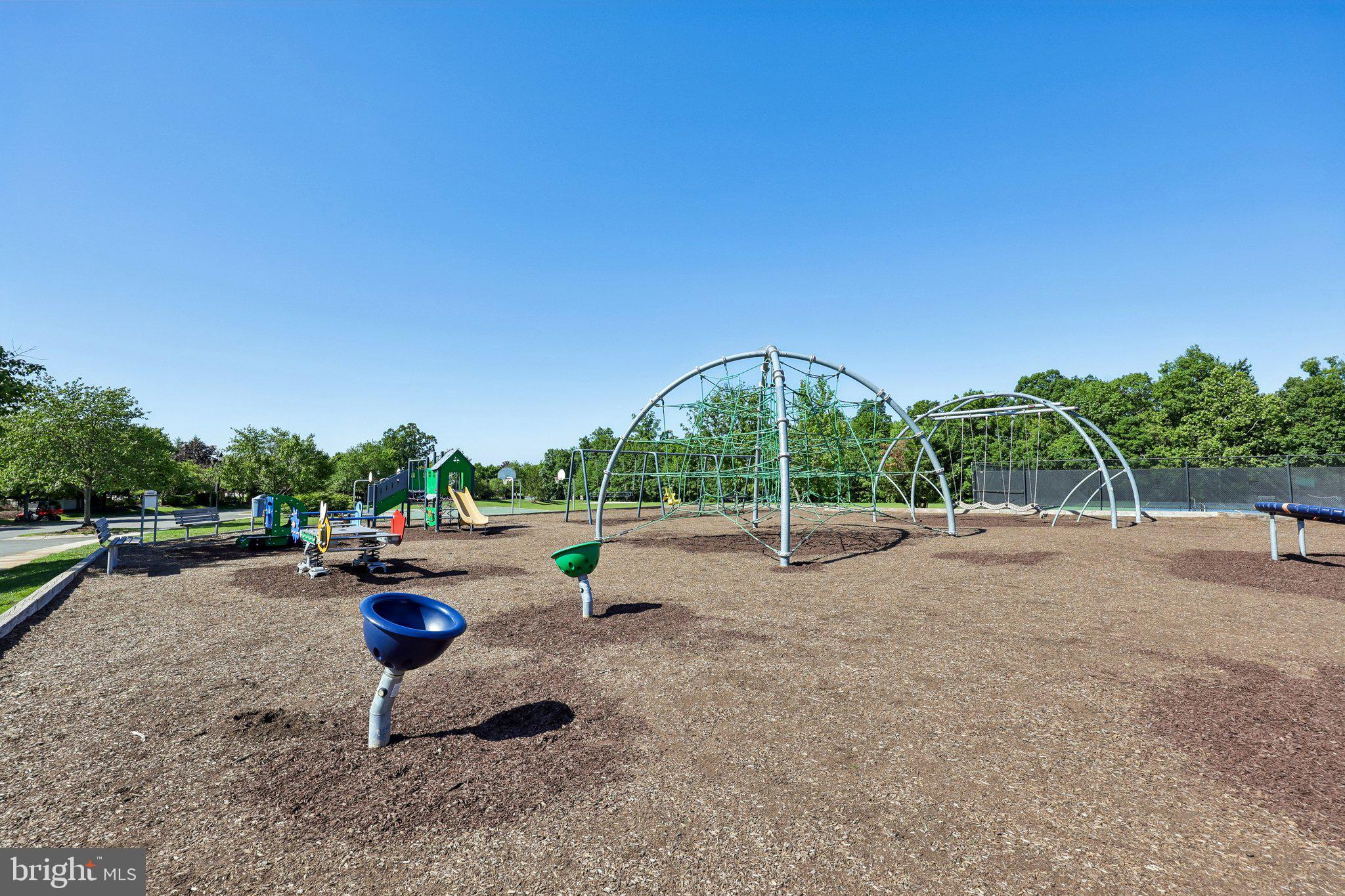 BELMONT COUNTRY CLUB - Residential