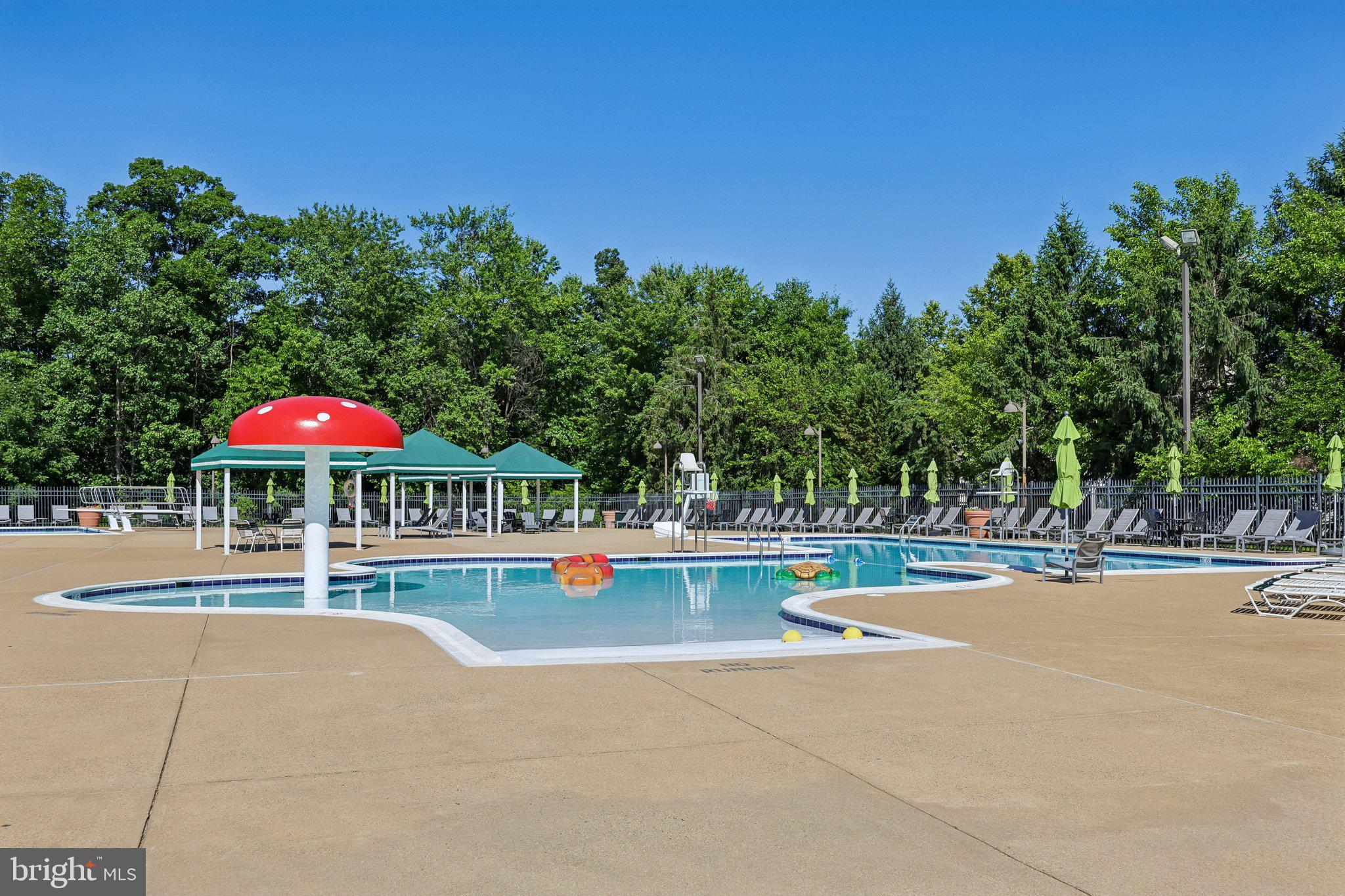 BELMONT COUNTRY CLUB - Residential