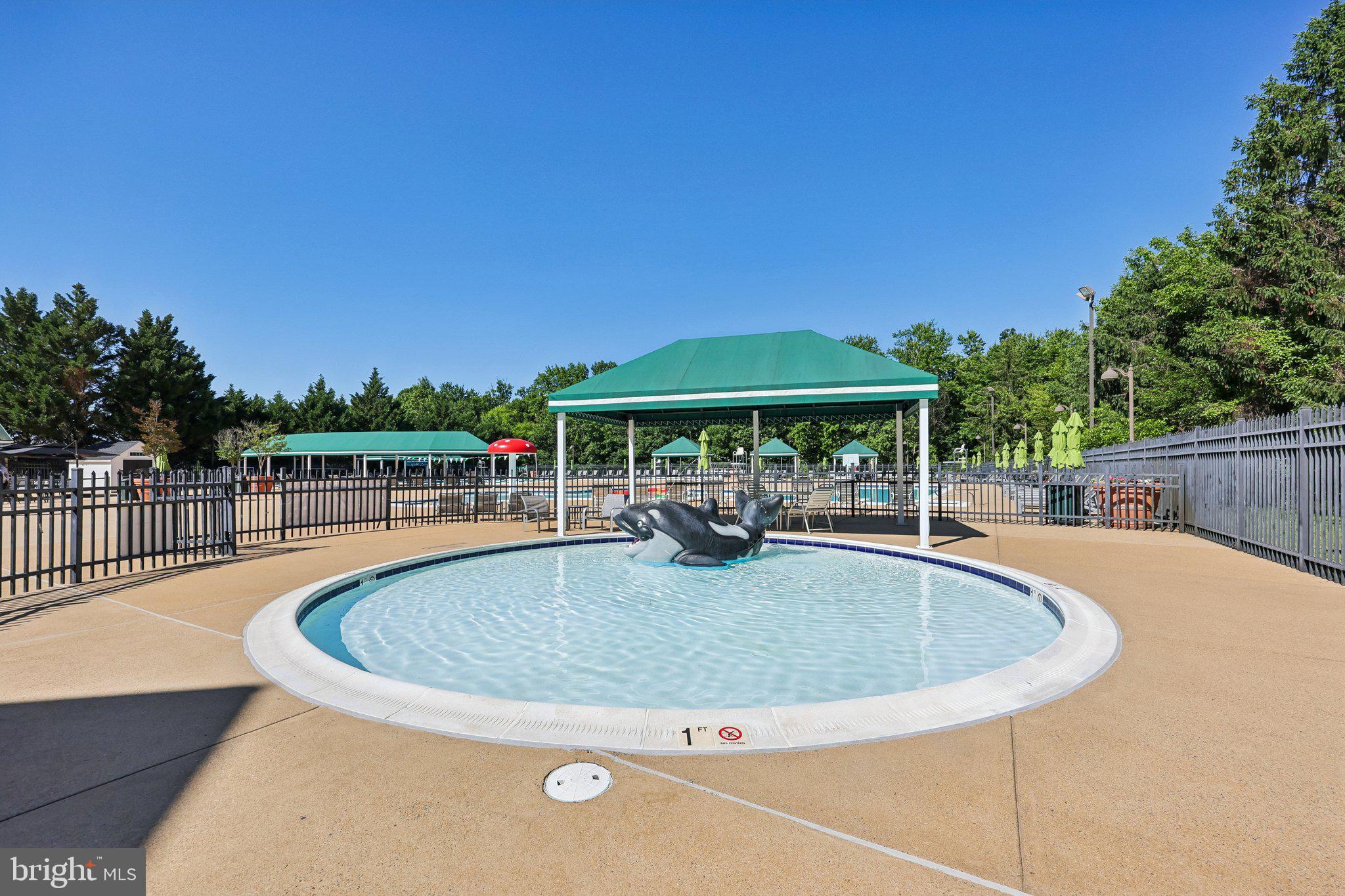 BELMONT COUNTRY CLUB - Residential