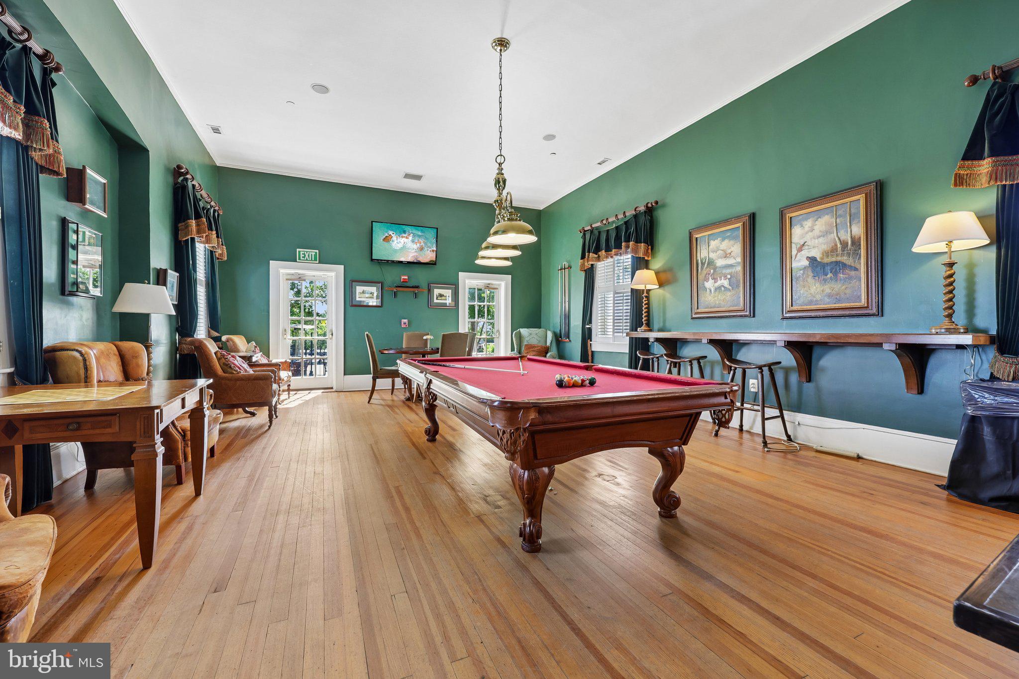 BELMONT COUNTRY CLUB - Residential