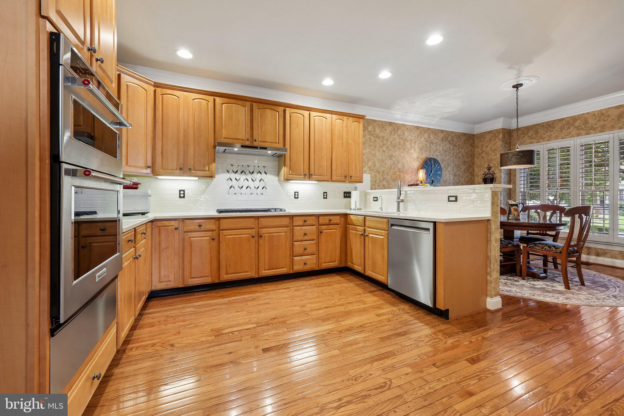 BELMONT COUNTRY CLUB - Residential