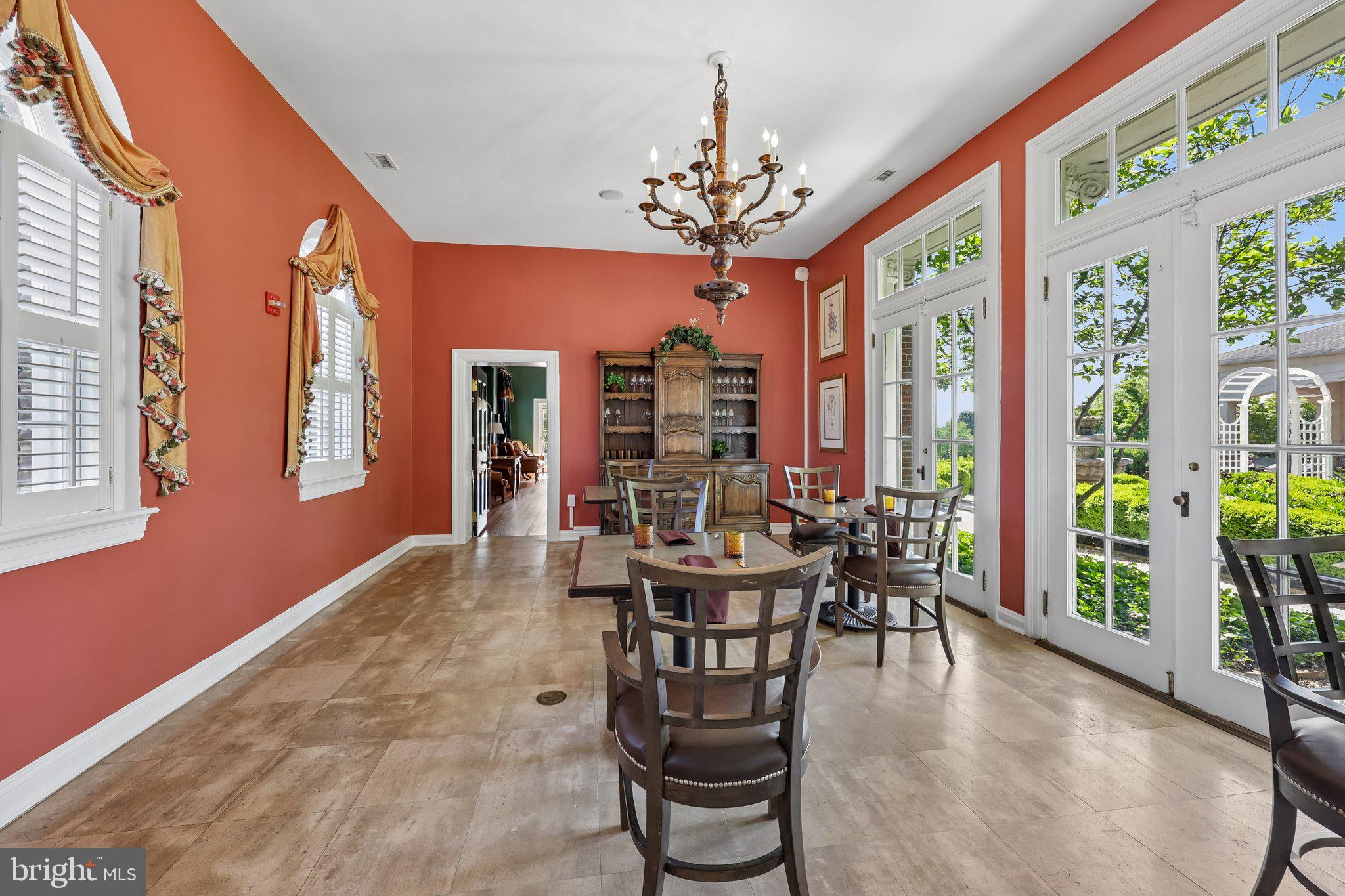 BELMONT COUNTRY CLUB - Residential