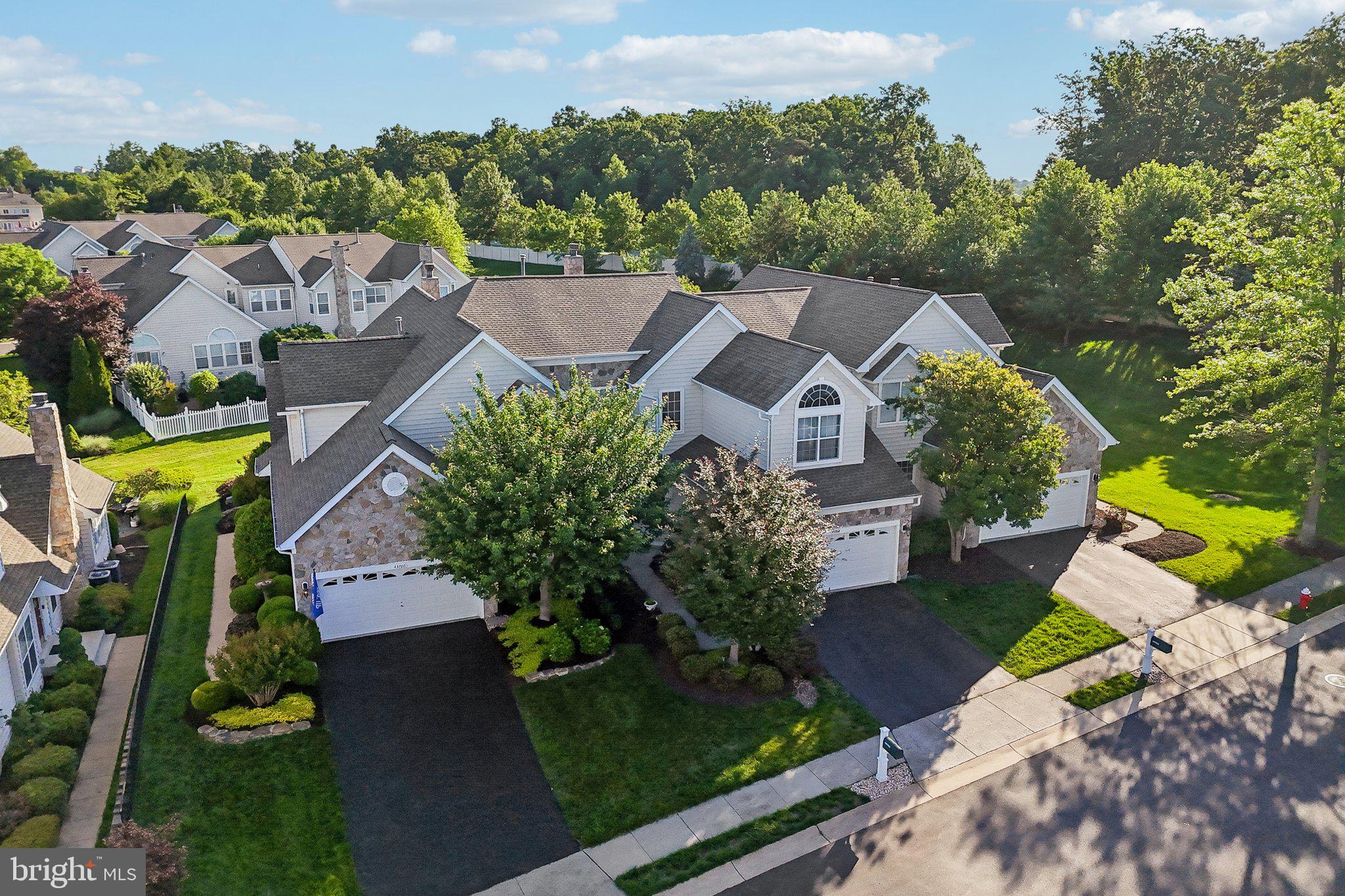 BELMONT COUNTRY CLUB - Residential