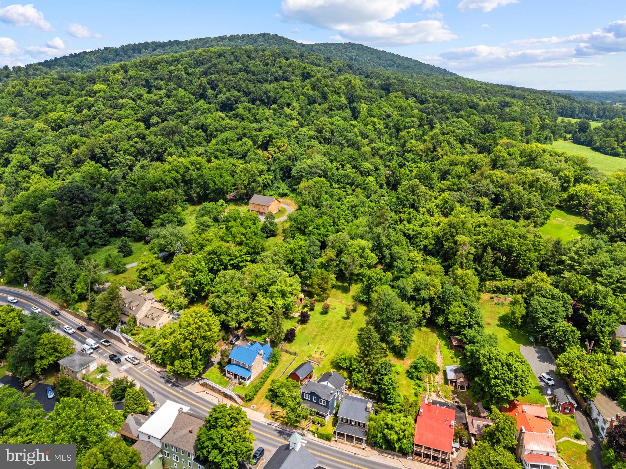 TOWN OF HILLSBORO - Residential