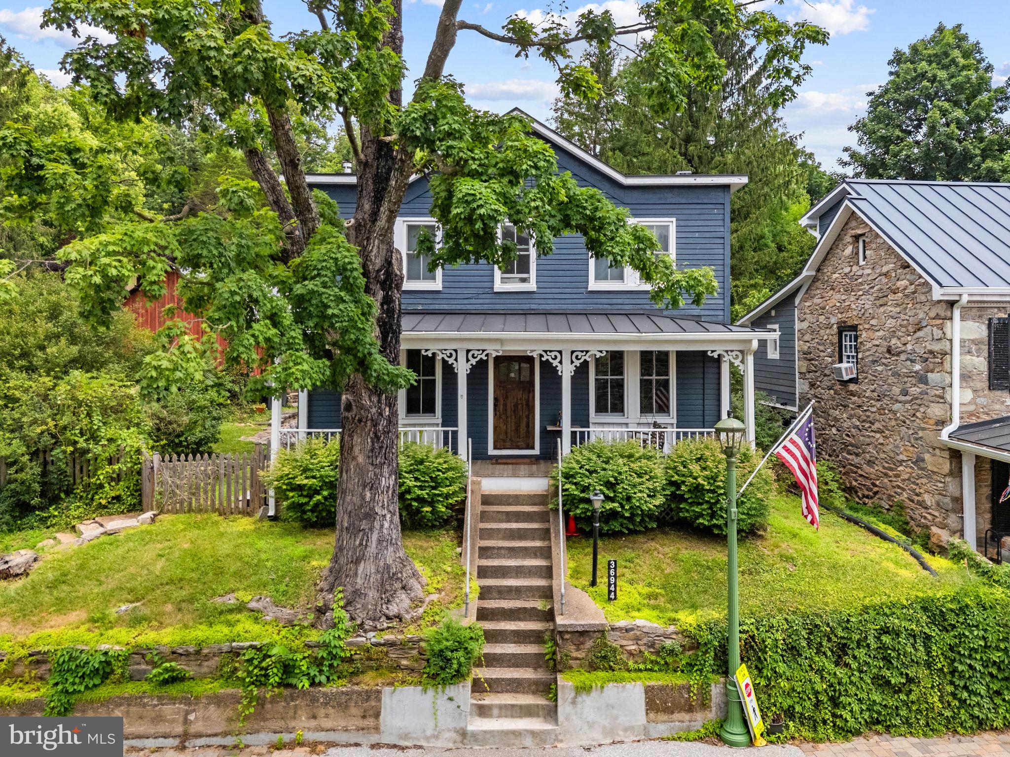 TOWN OF HILLSBORO - Residential