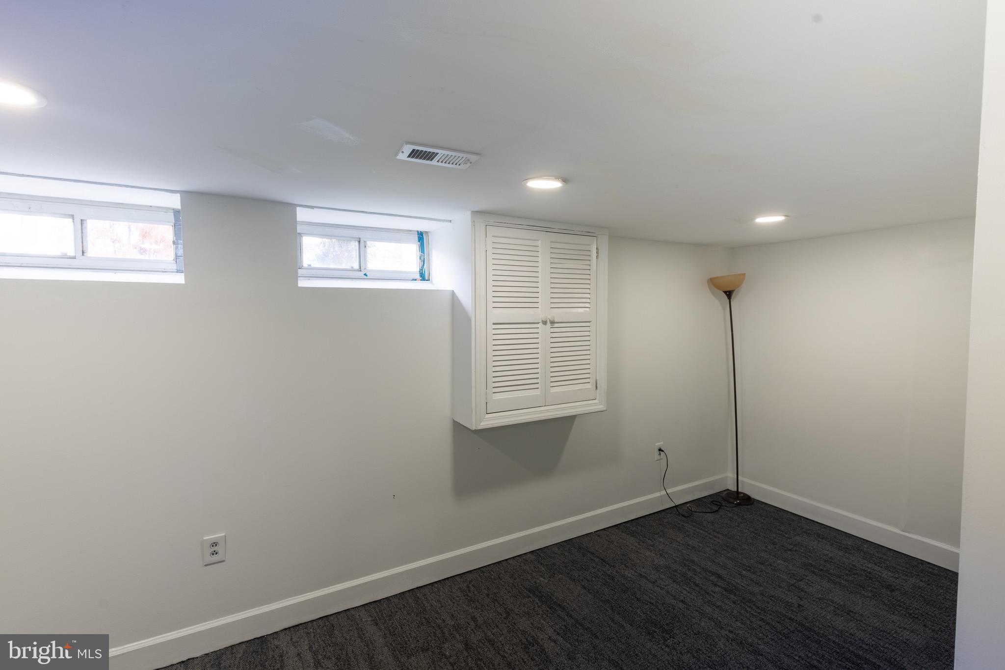 LANDSDOWNE - Residential