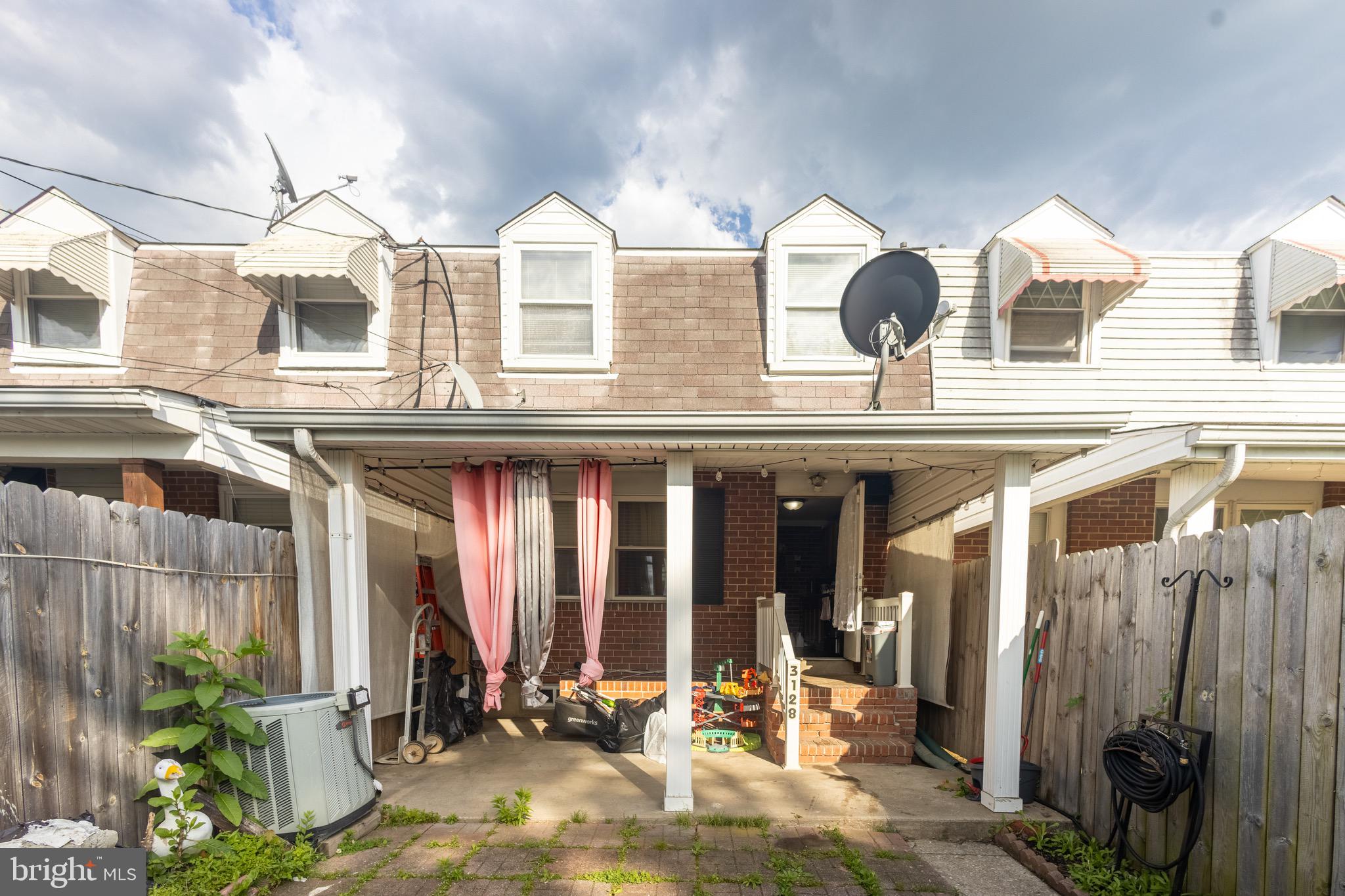 LANDSDOWNE - Residential