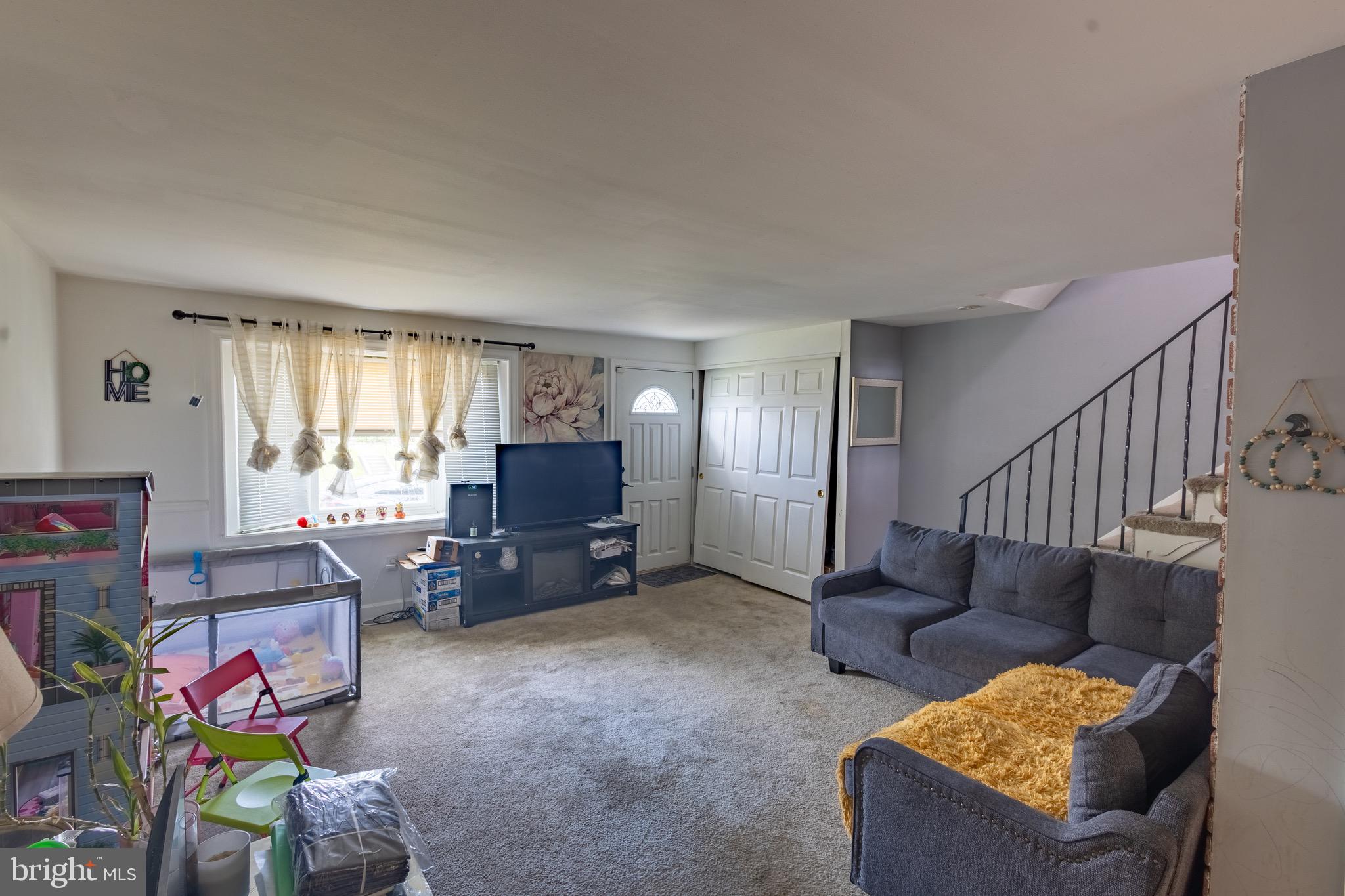 LANDSDOWNE - Residential