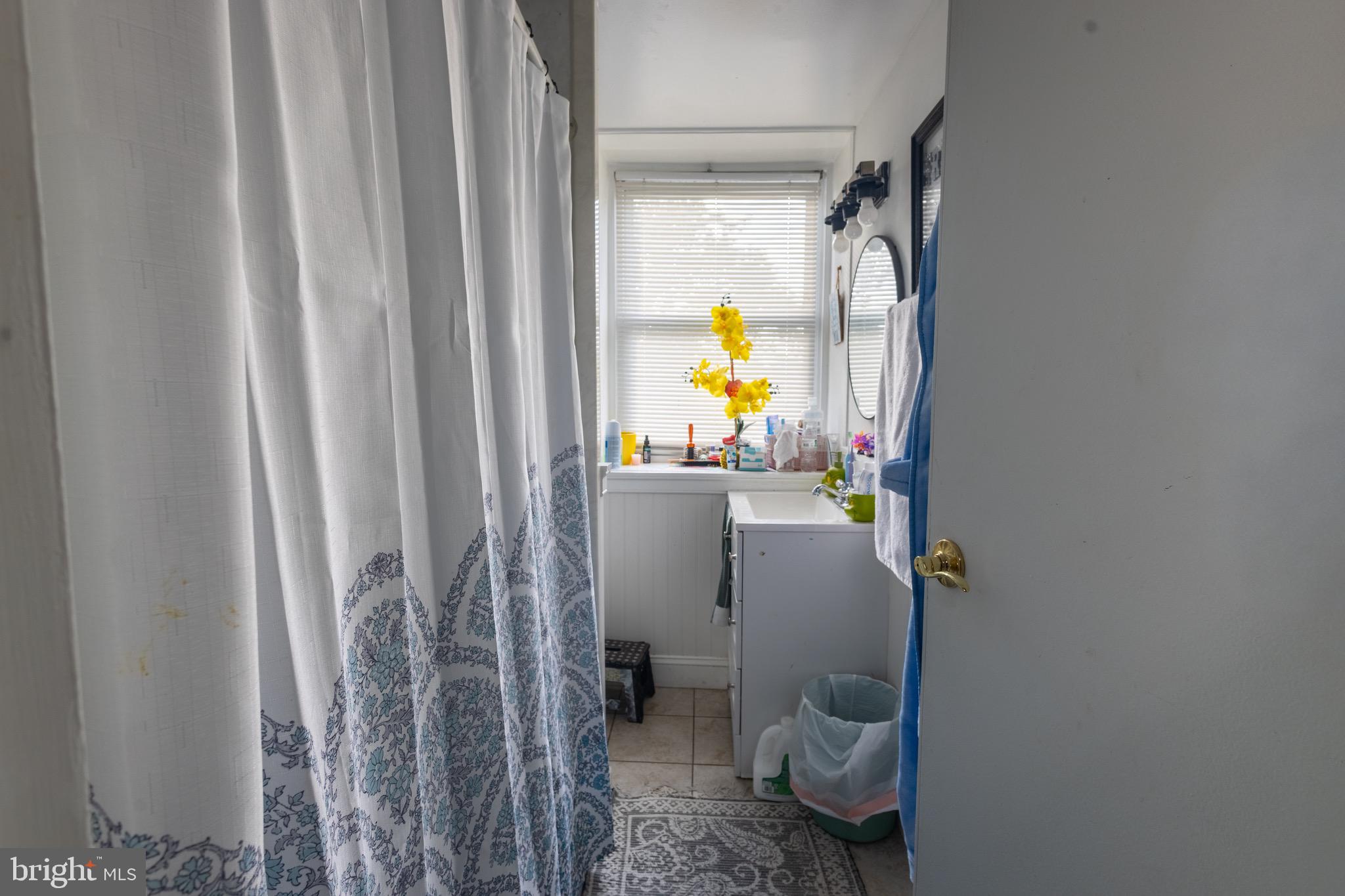 LANDSDOWNE - Residential