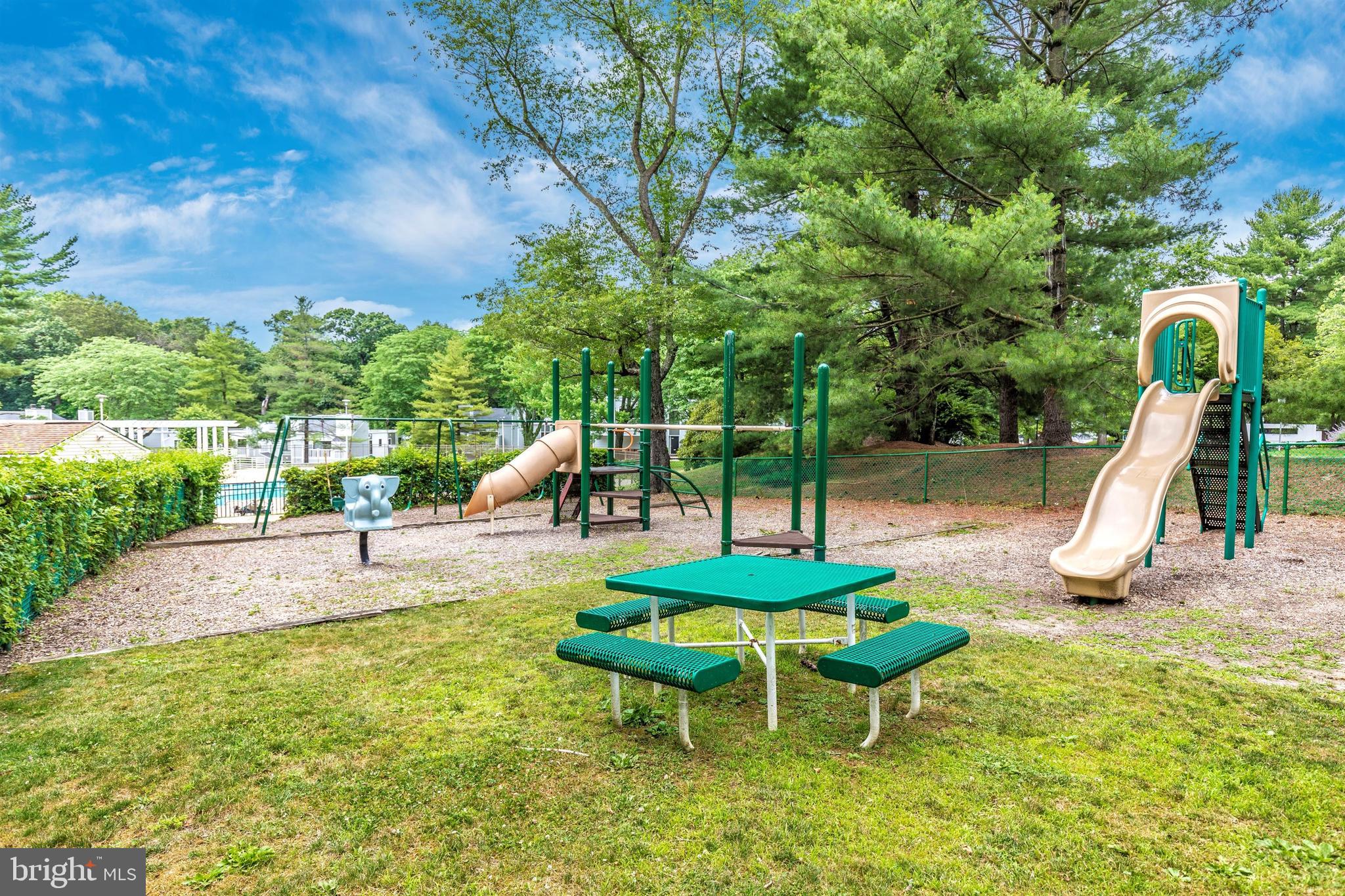 OAK HILL - Residential Lease