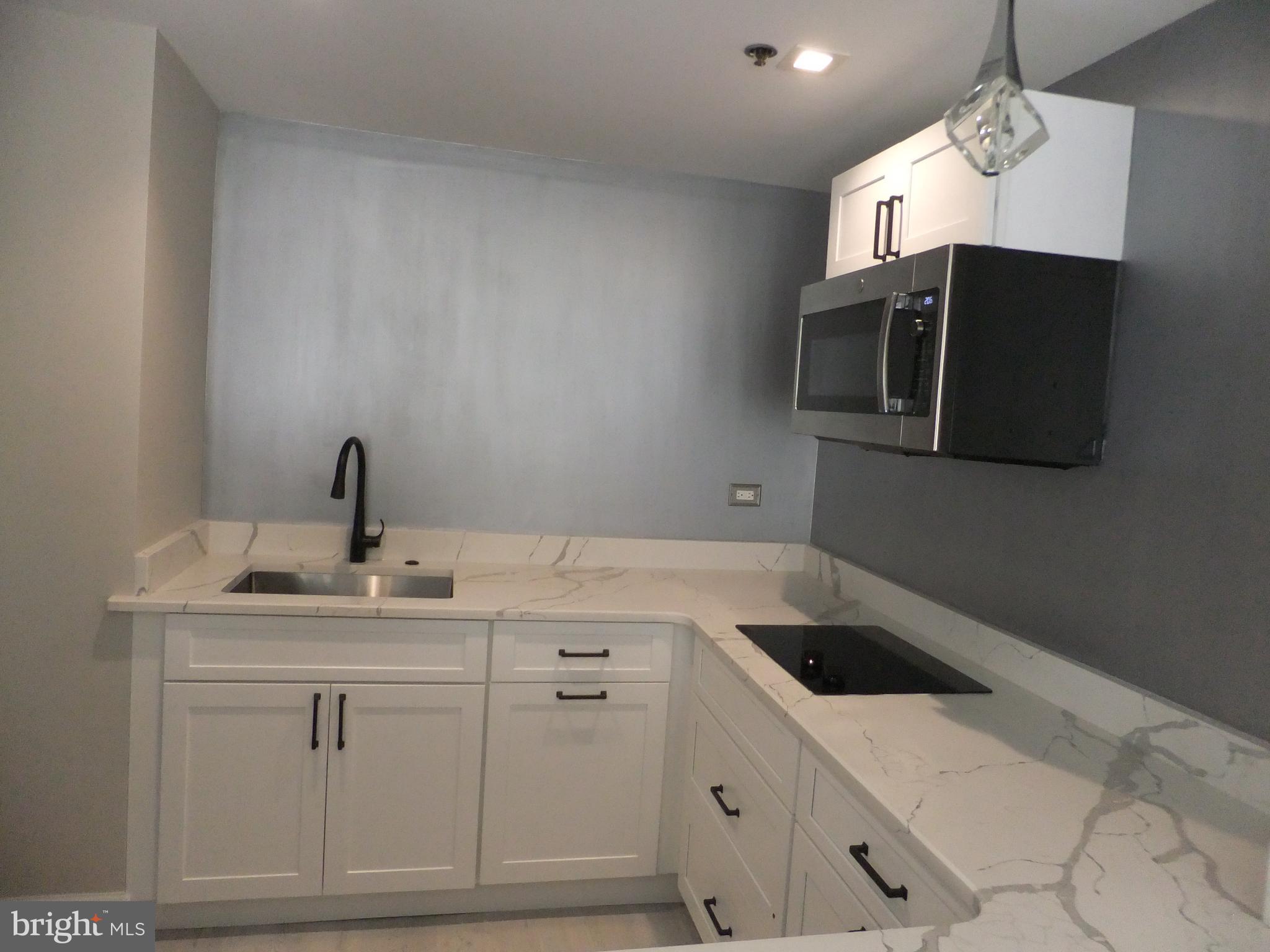 OAK HILL - Residential Lease