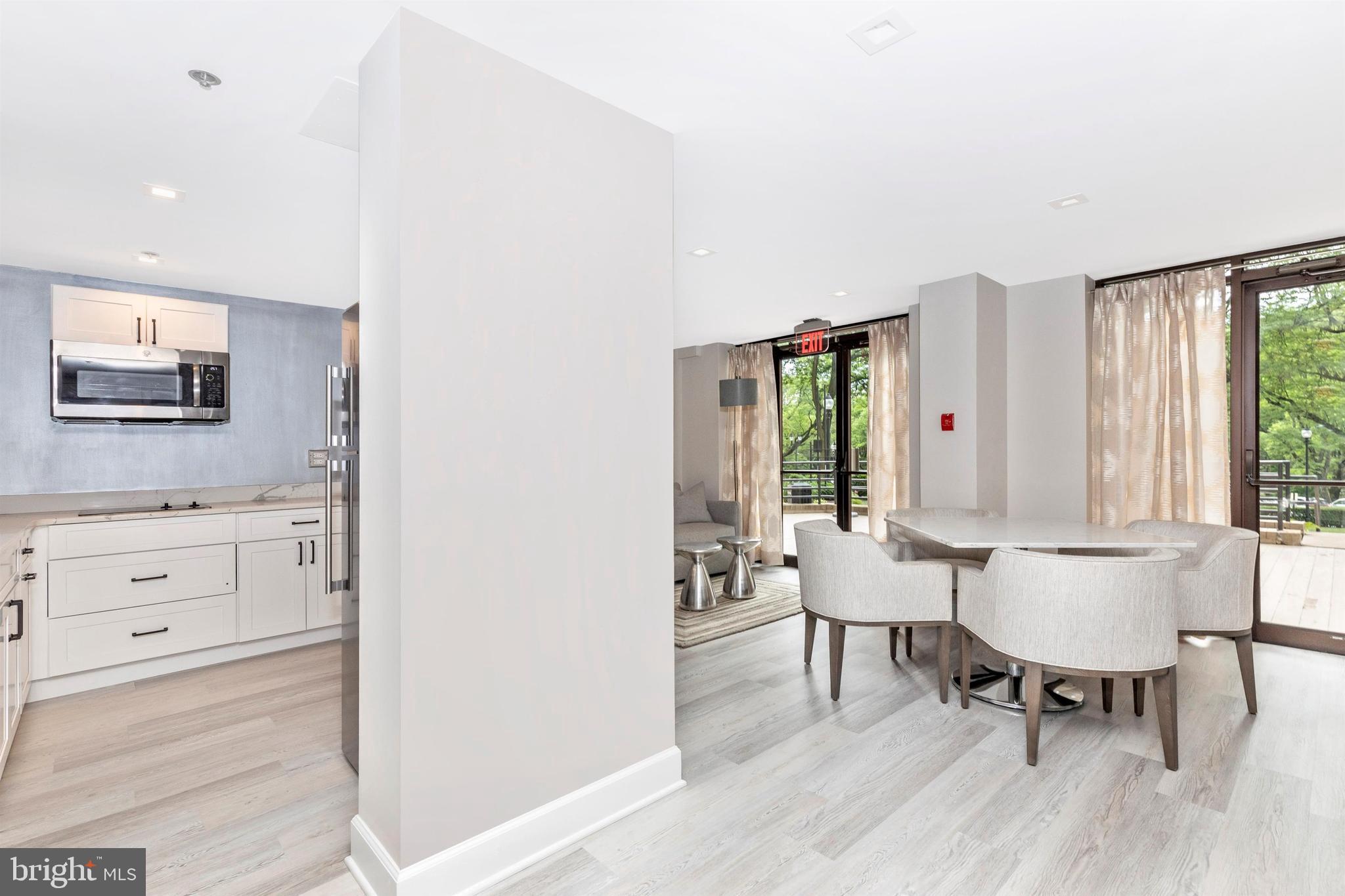 OAK HILL - Residential Lease