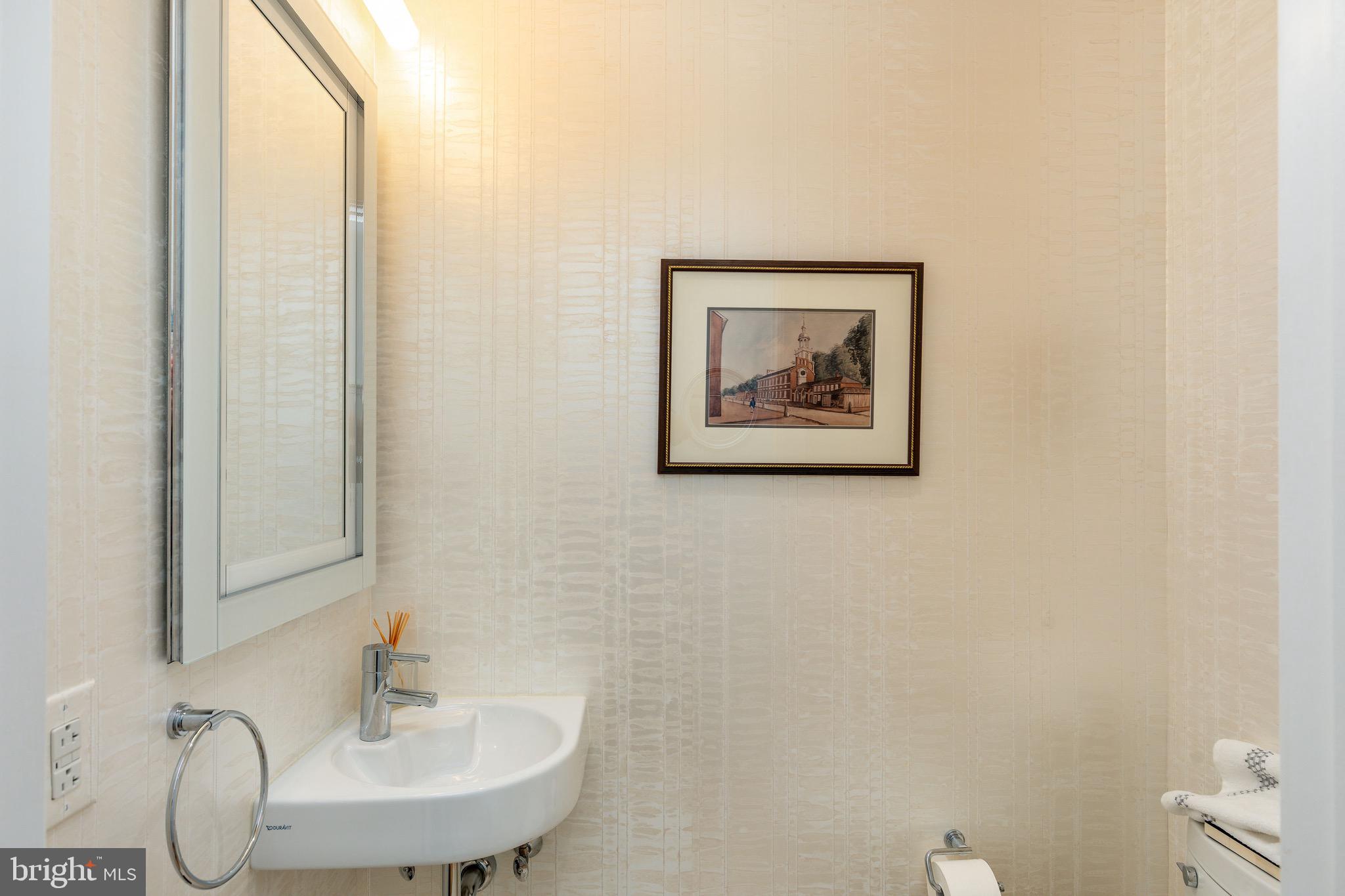CENTER CITY - Residential