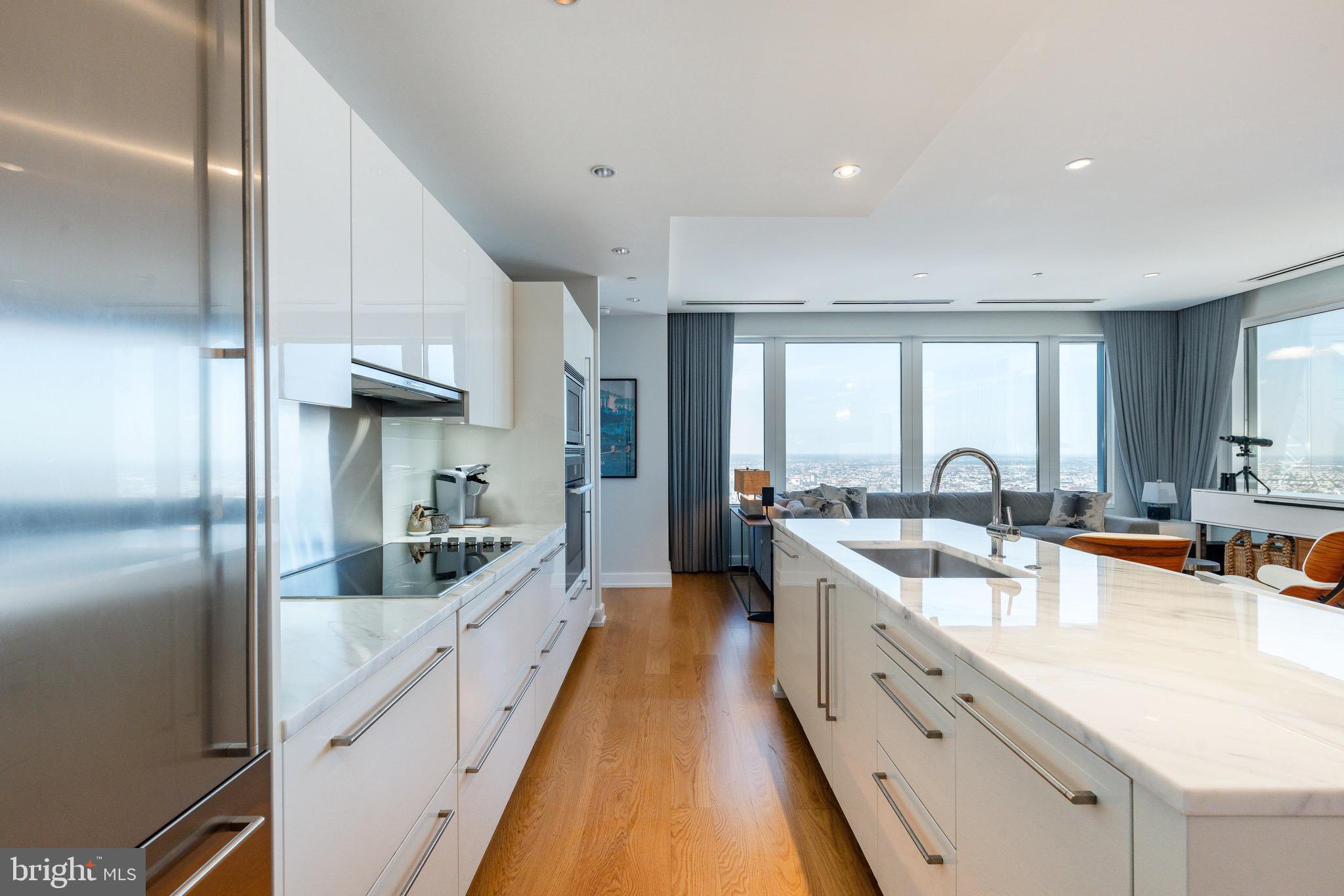 CENTER CITY - Residential