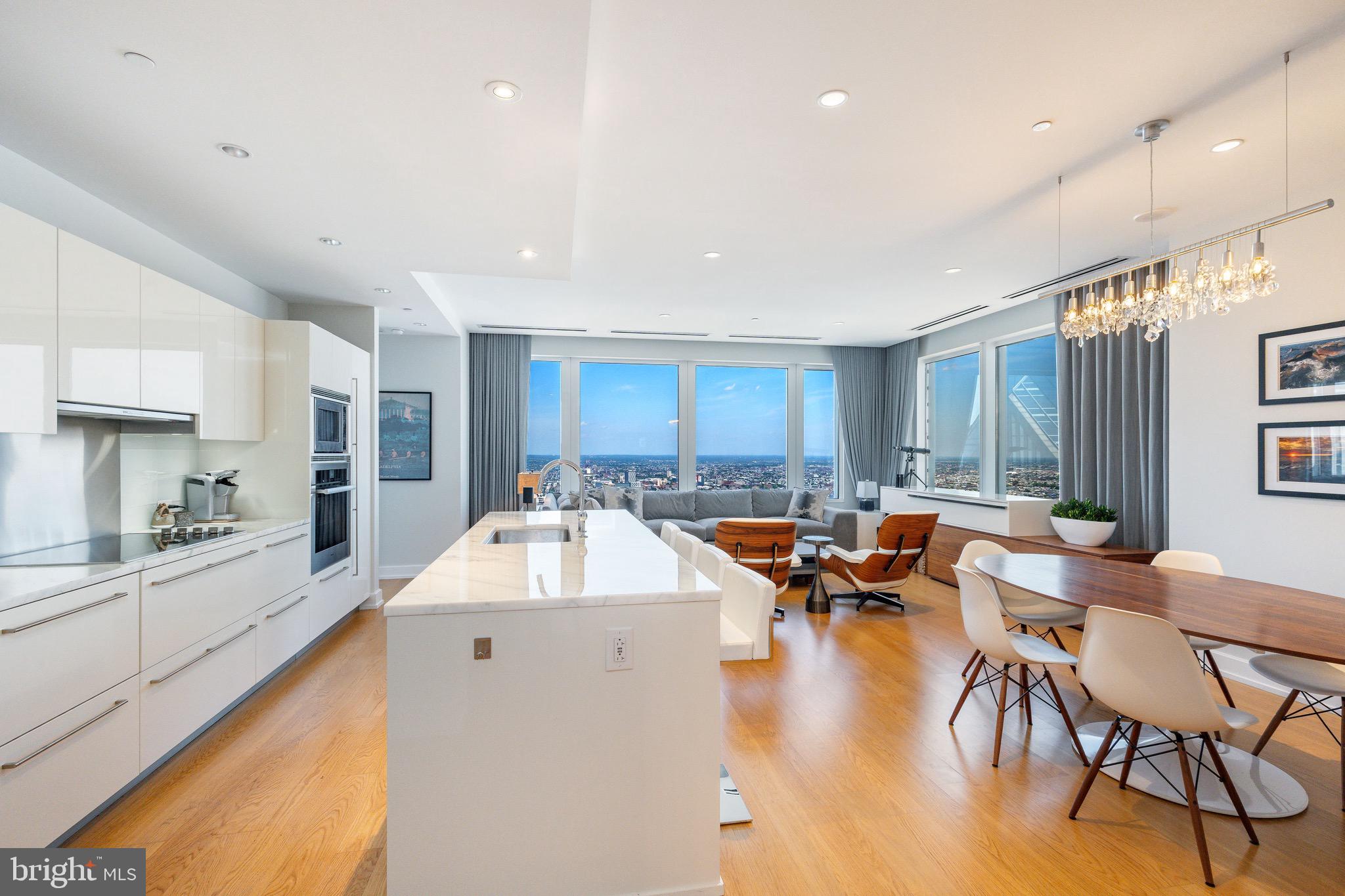 CENTER CITY - Residential
