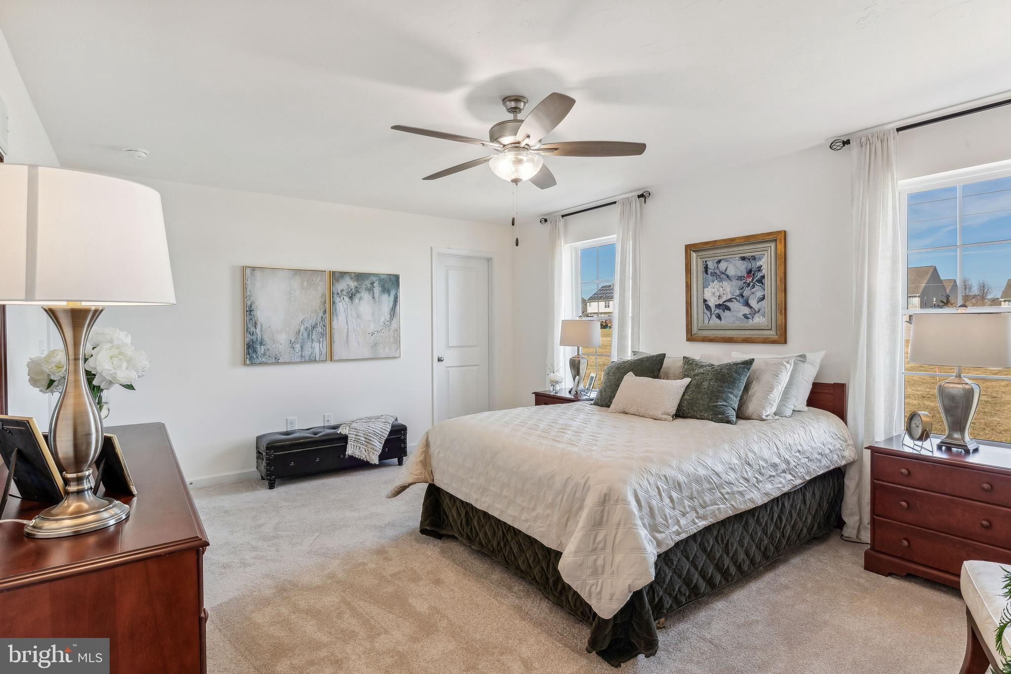 KINGS COURT AT BROWNSTONE - Residential