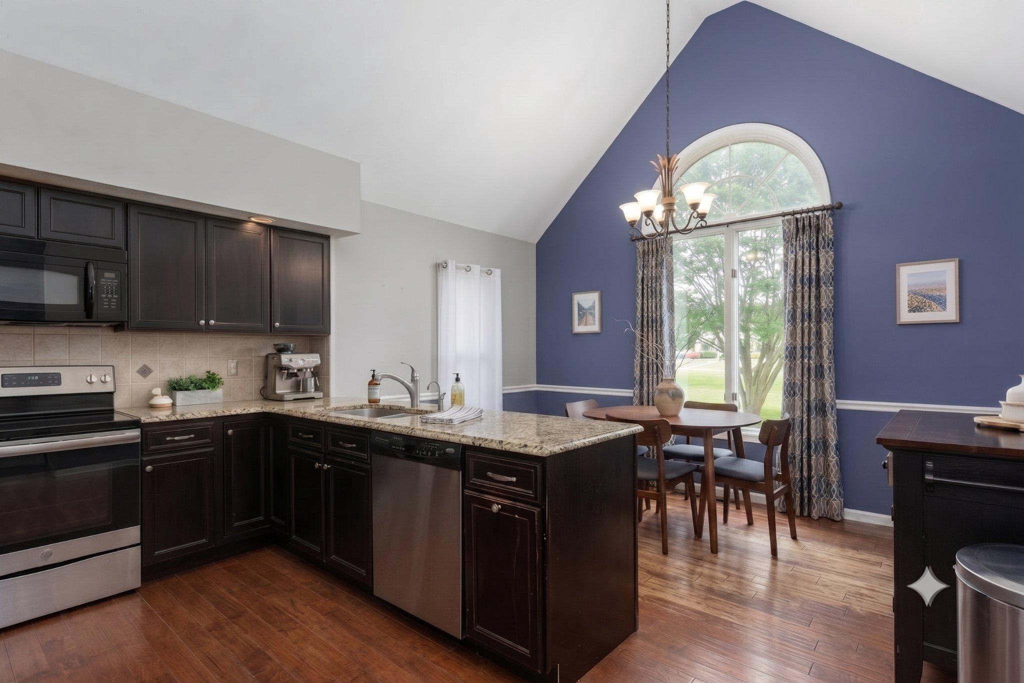 CHESTNUT MEADOWS - Residential