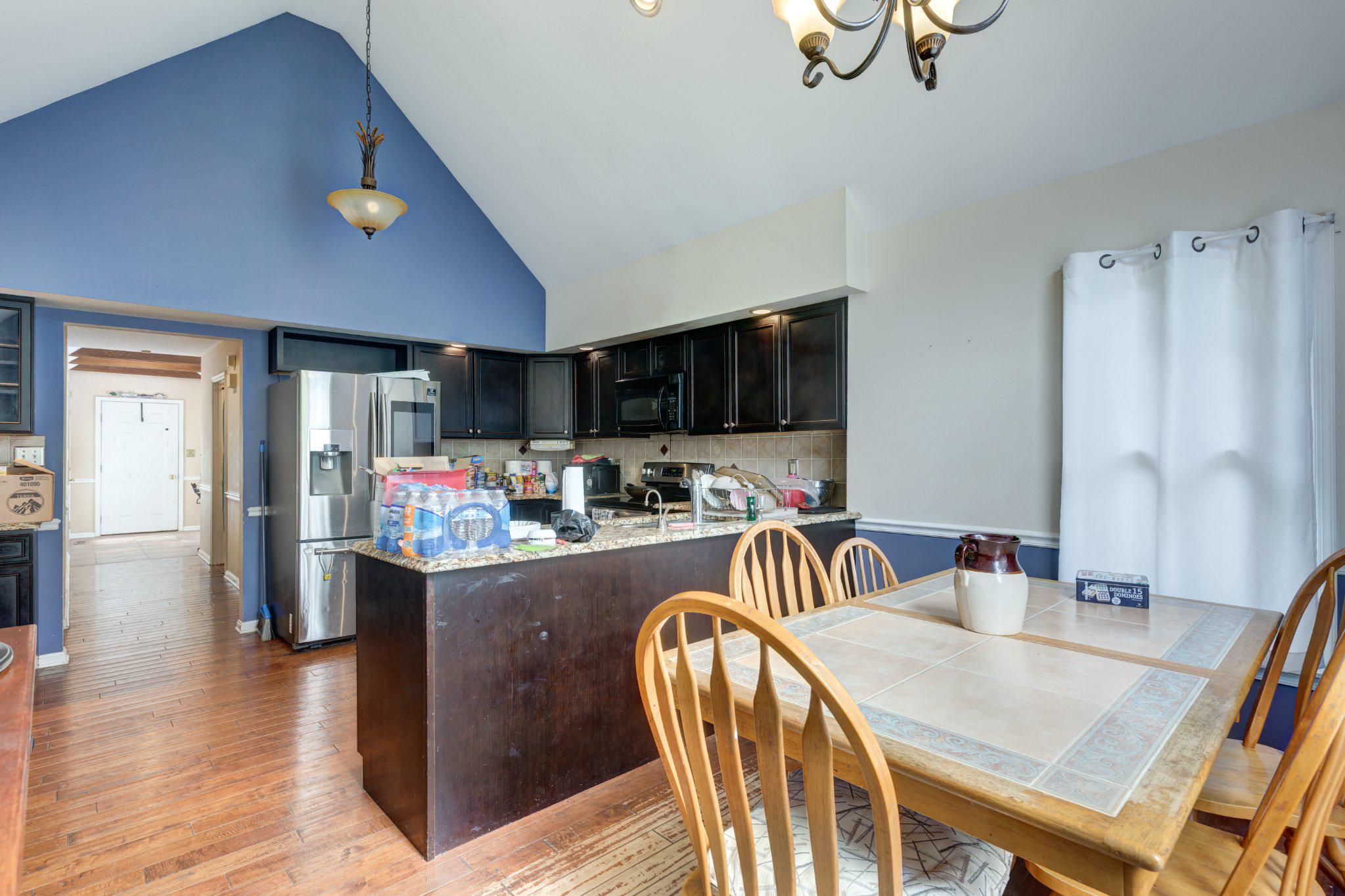 CHESTNUT MEADOWS - Residential