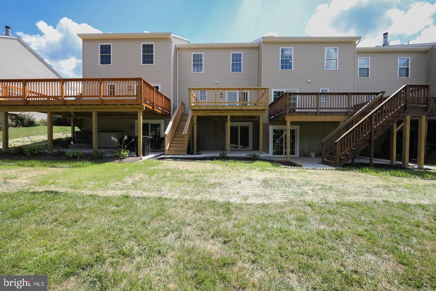 PERKIOMEN CROSSING - Residential