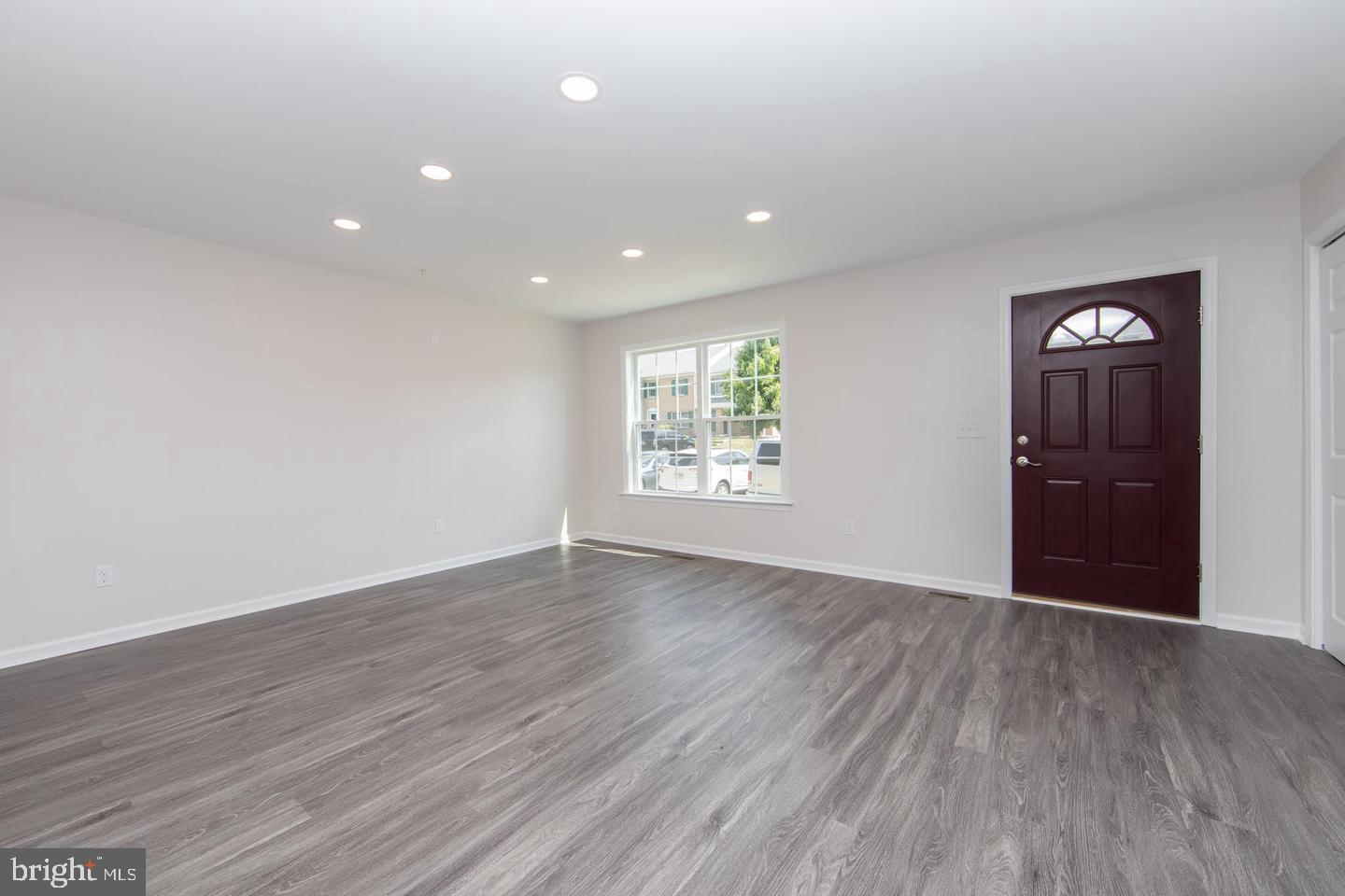 PERKIOMEN CROSSING - Residential