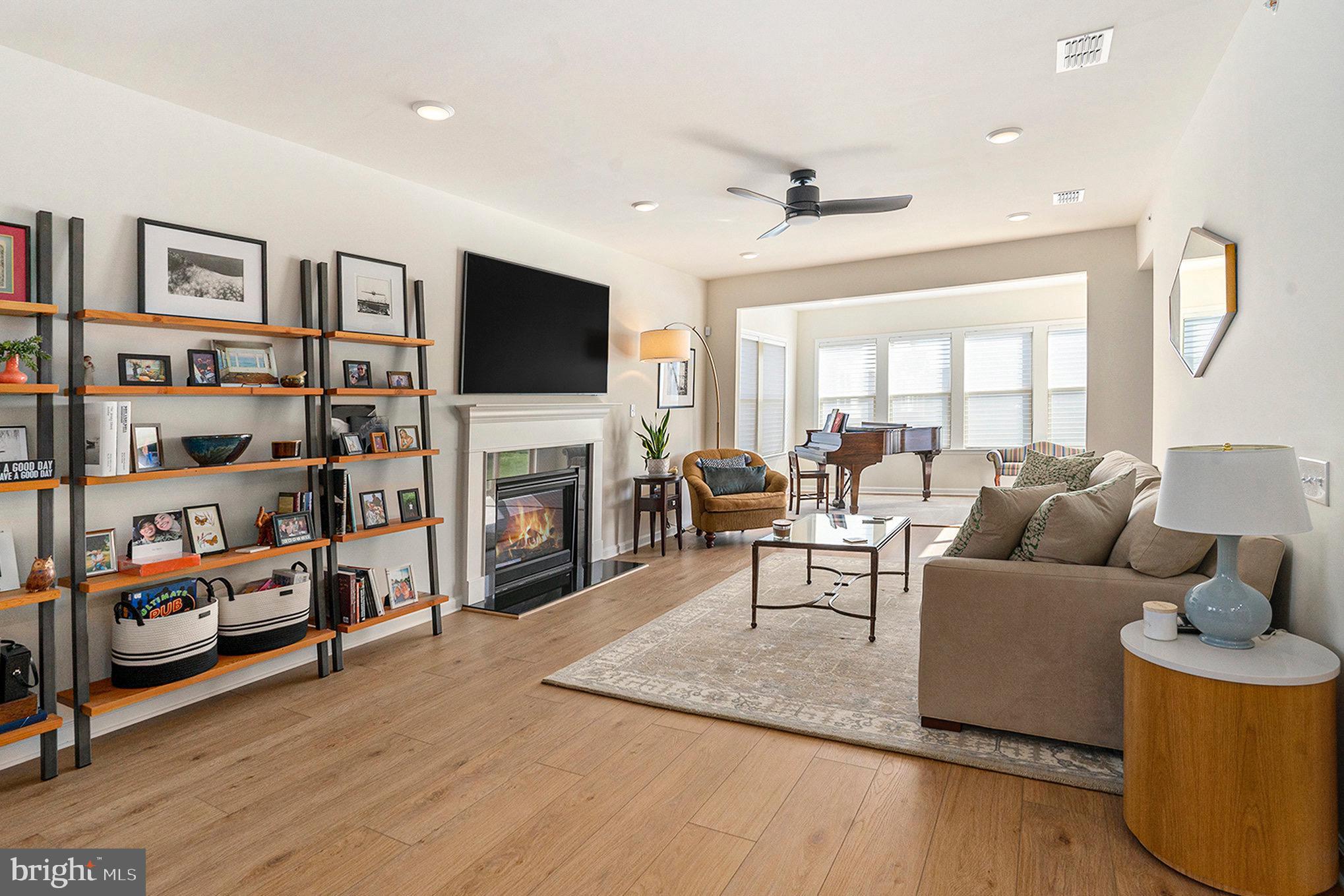 DEL WEBB NORTH PENN - Residential