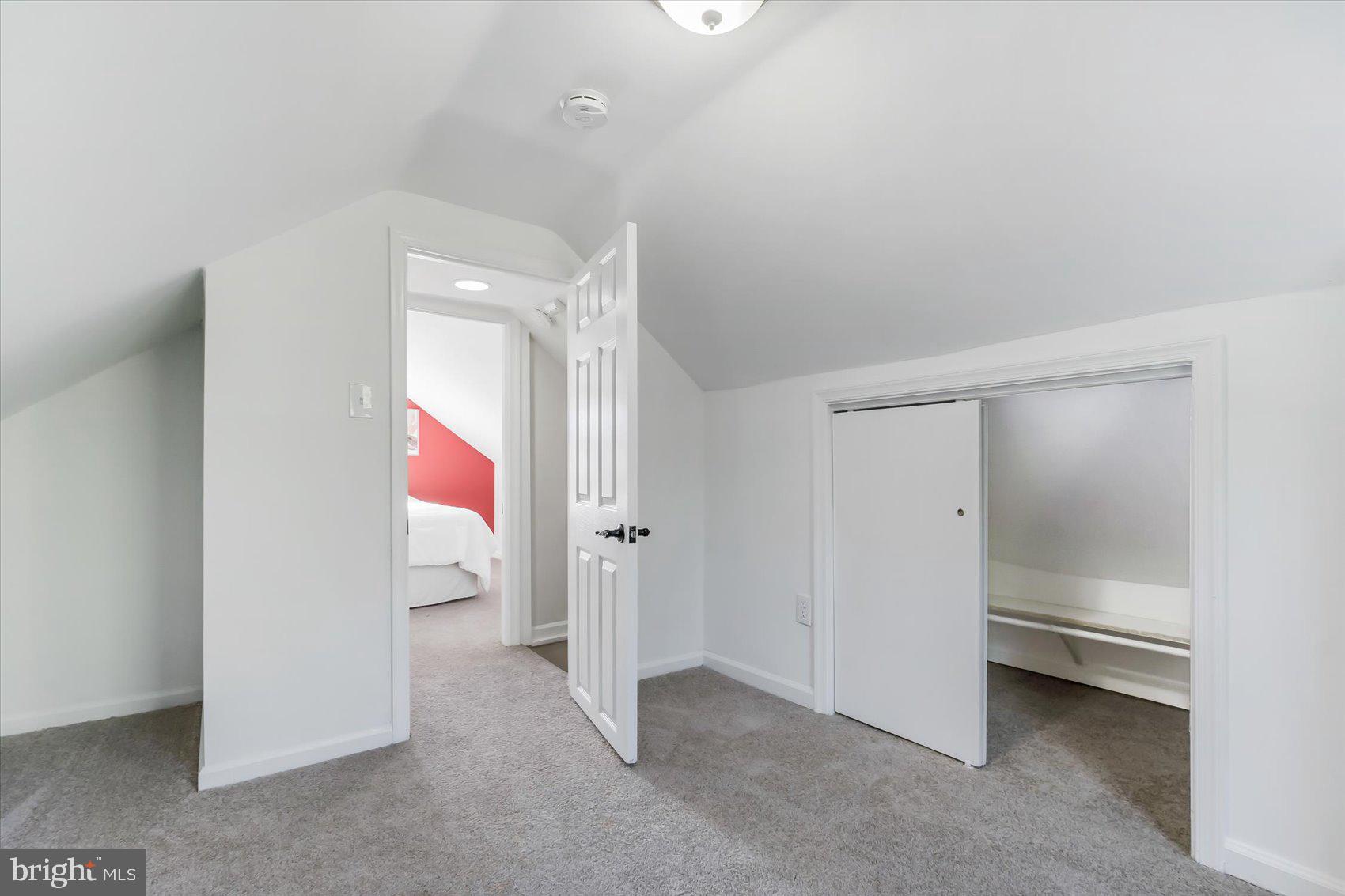 WALTHERSON - Residential Lease