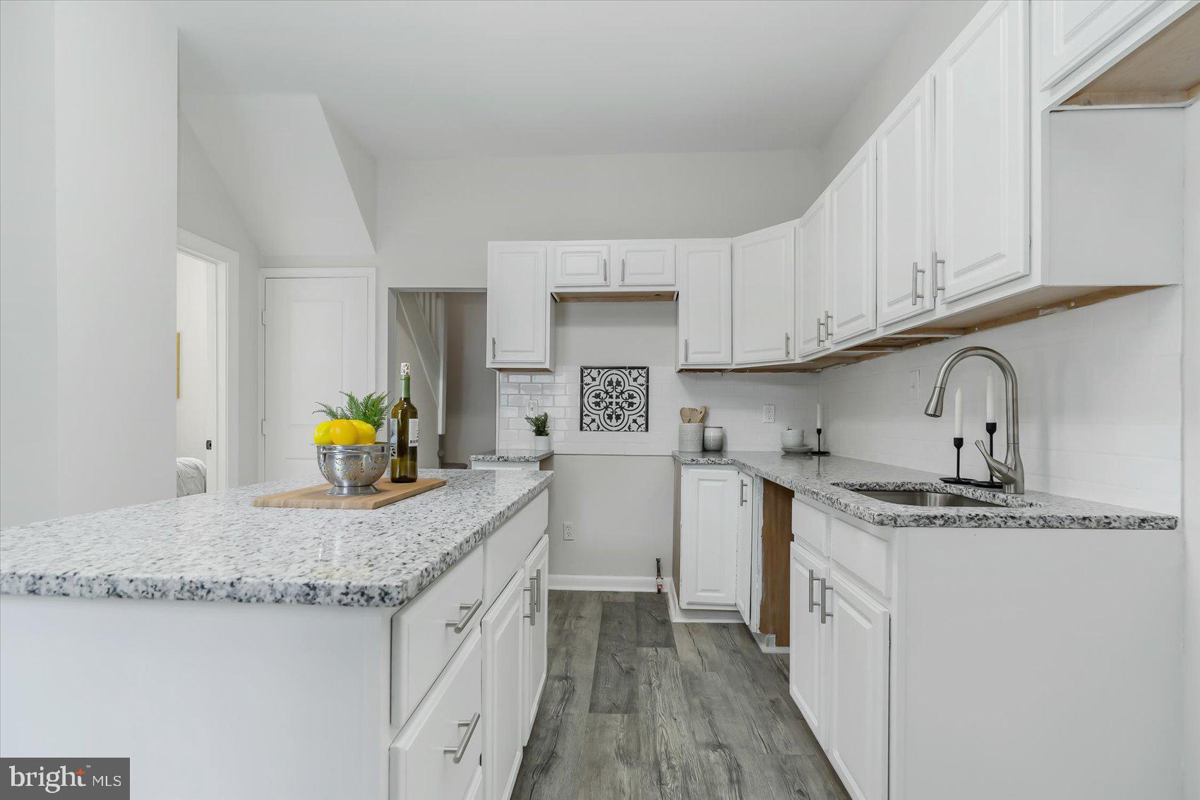 WALTHERSON - Residential Lease
