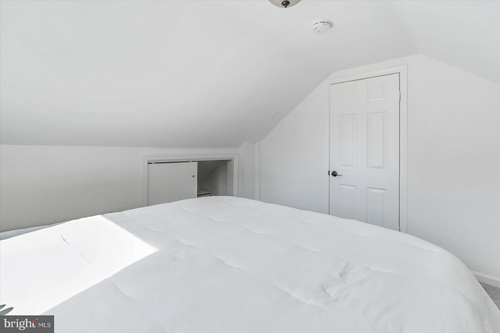 WALTHERSON - Residential Lease