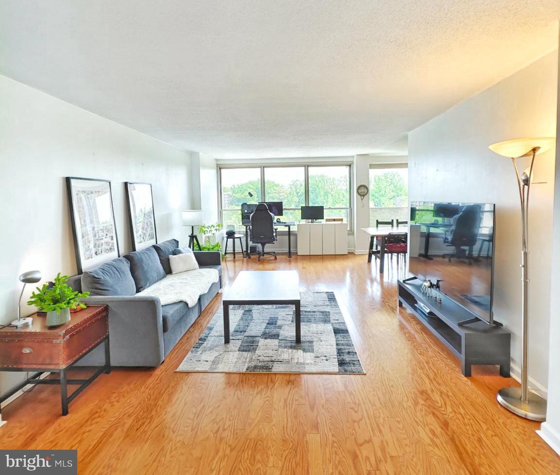 GREEN HILL - Residential Lease