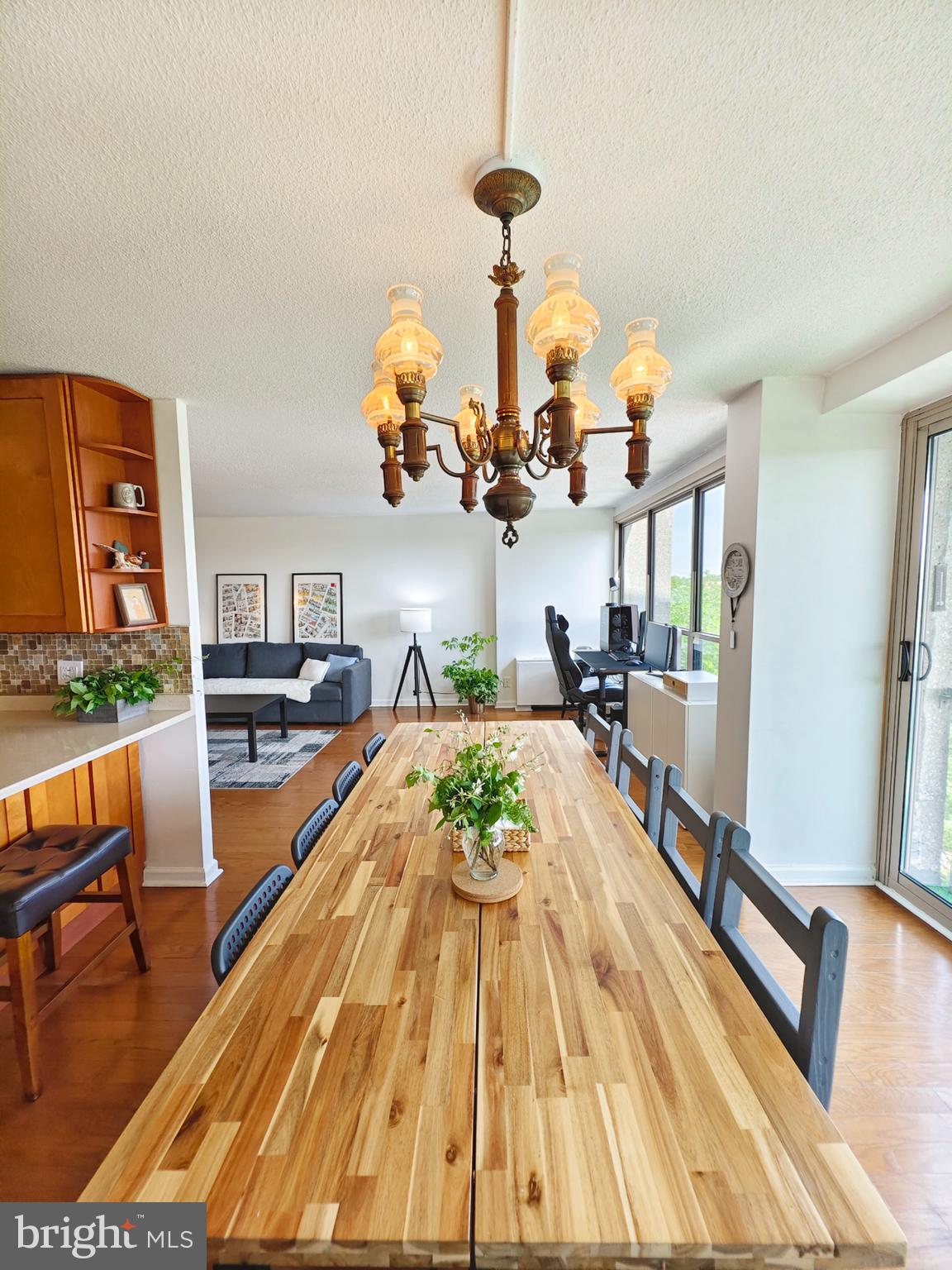 GREEN HILL - Residential Lease