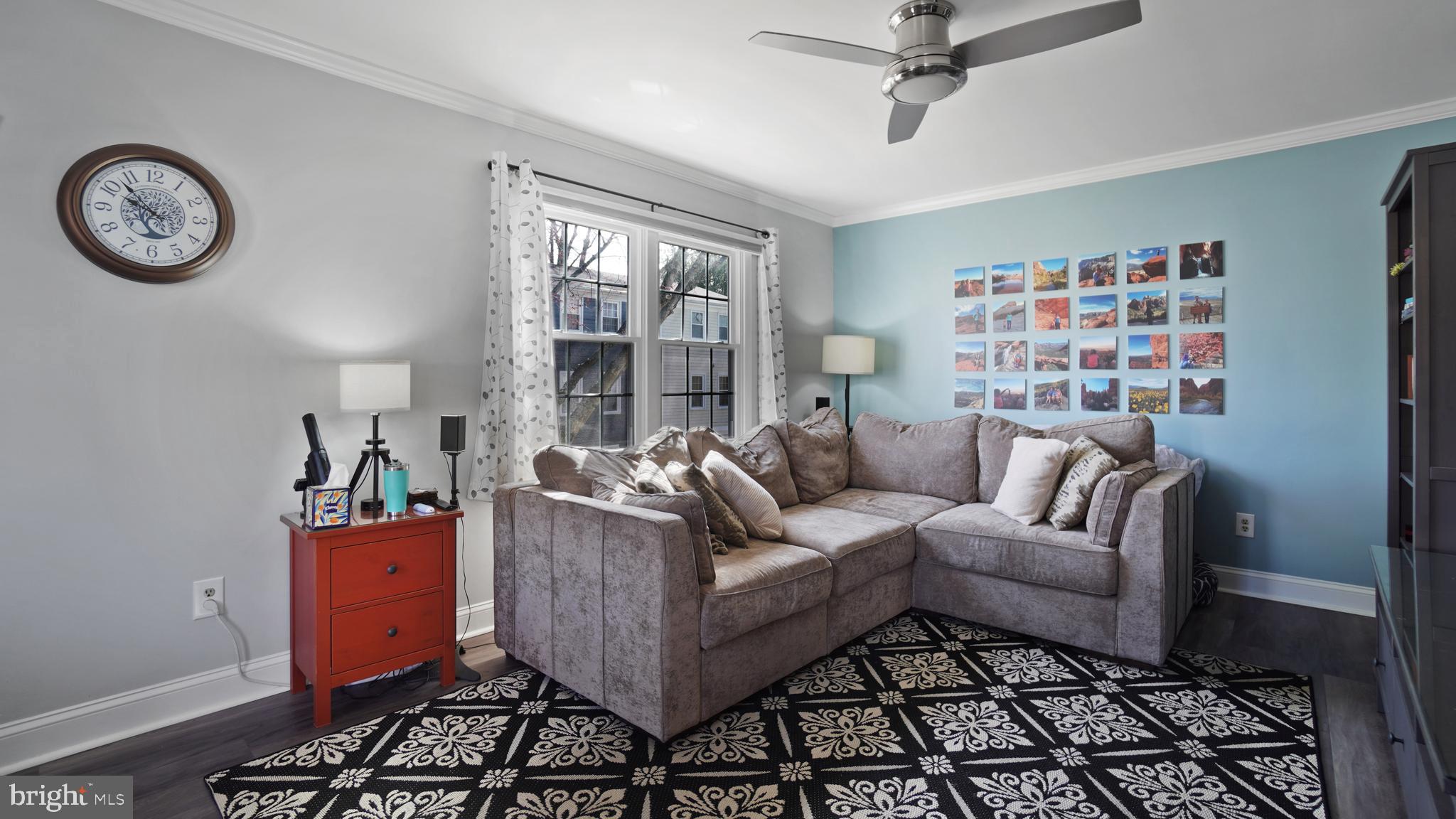 CROFTON SQUARE - Residential