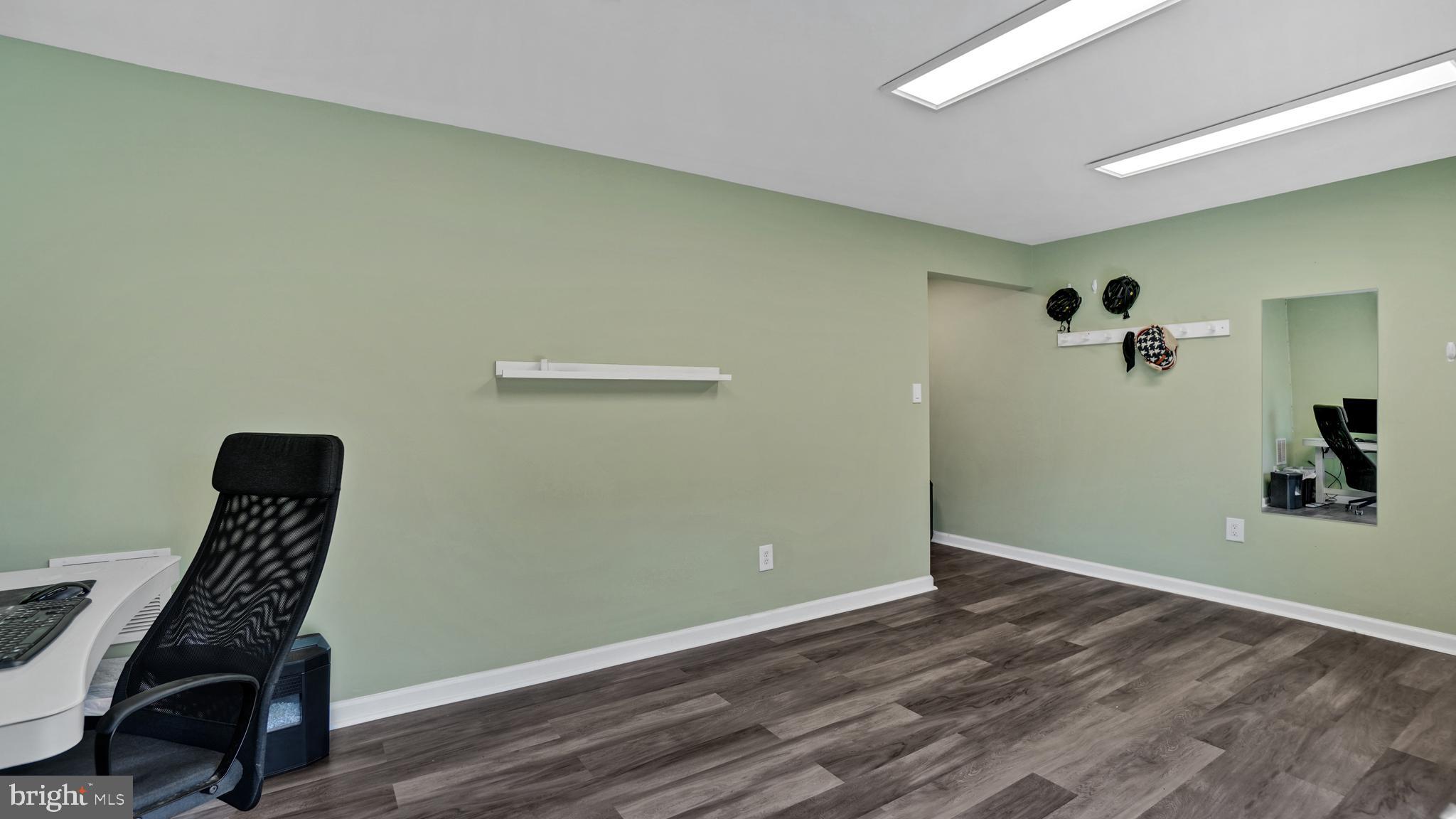 CROFTON SQUARE - Residential