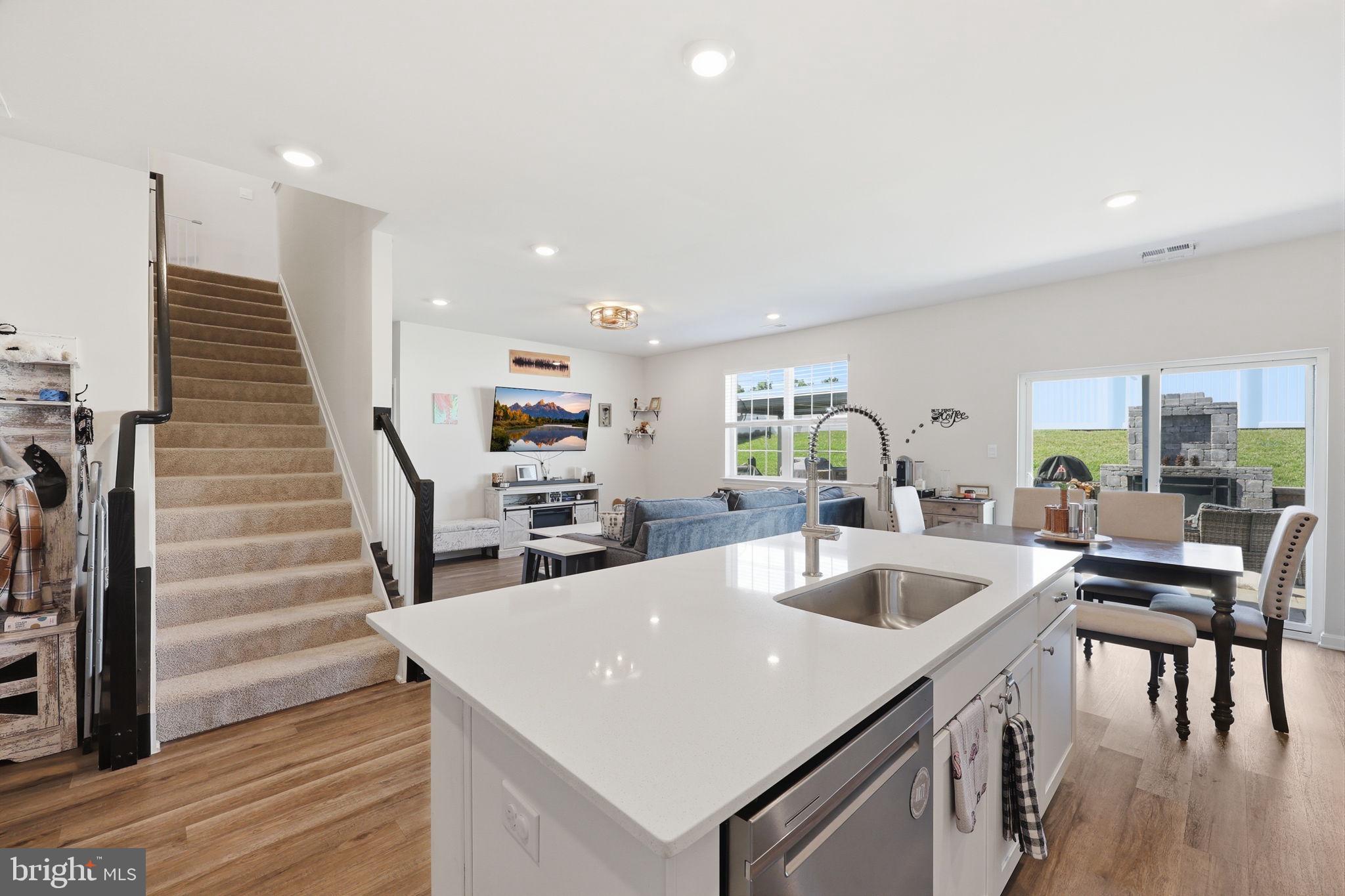 STONECREST - Residential