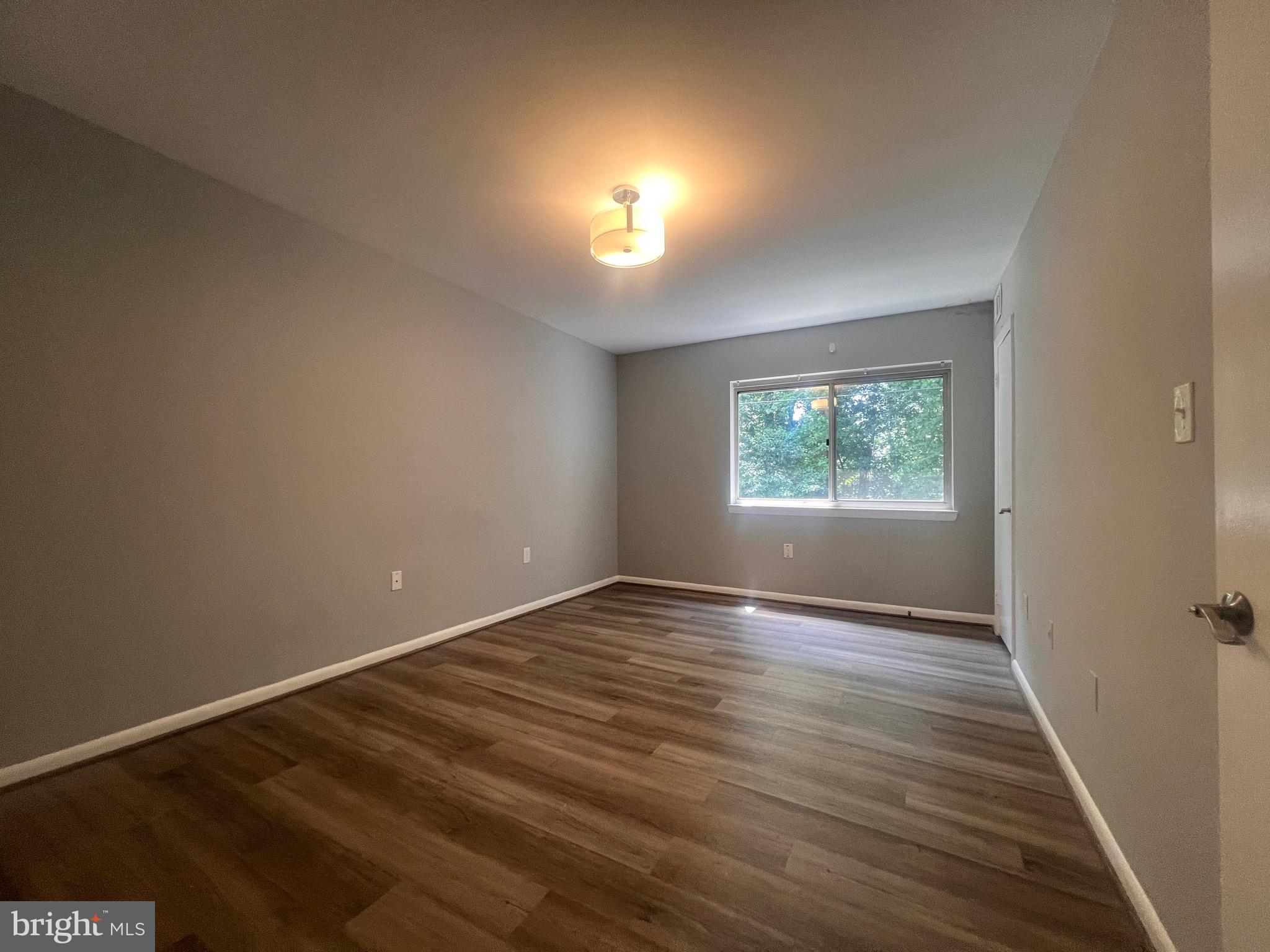 BETHESDA PARK - Residential
