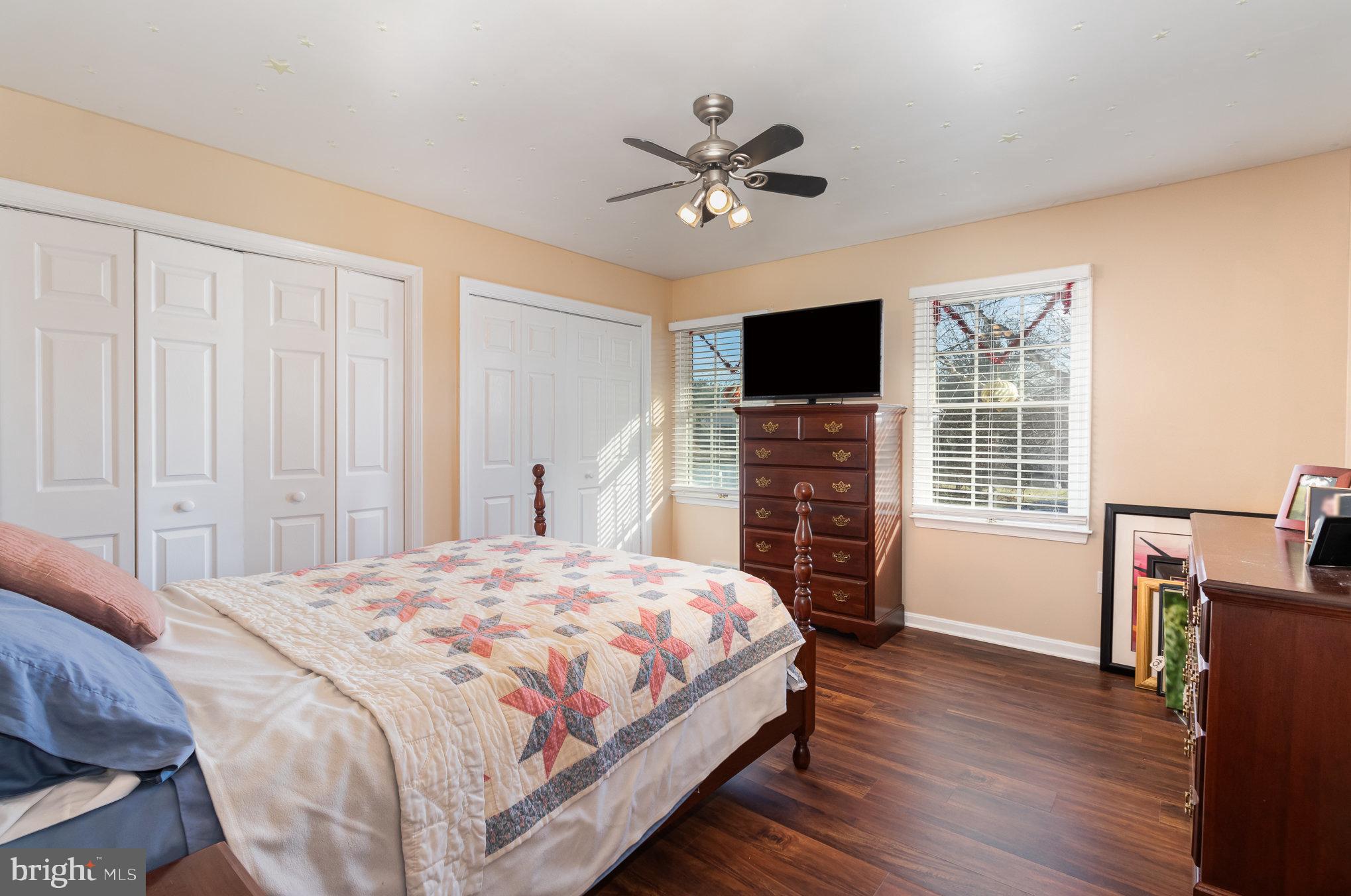 PEACHTREE VILLAGE - Residential