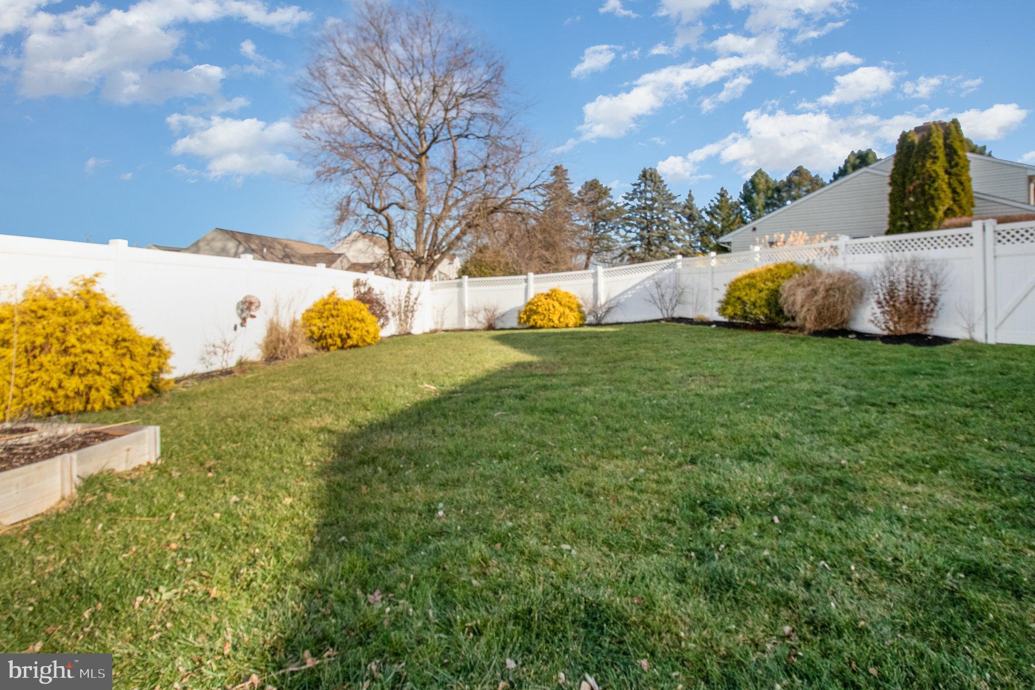 PEACHTREE VILLAGE - Residential