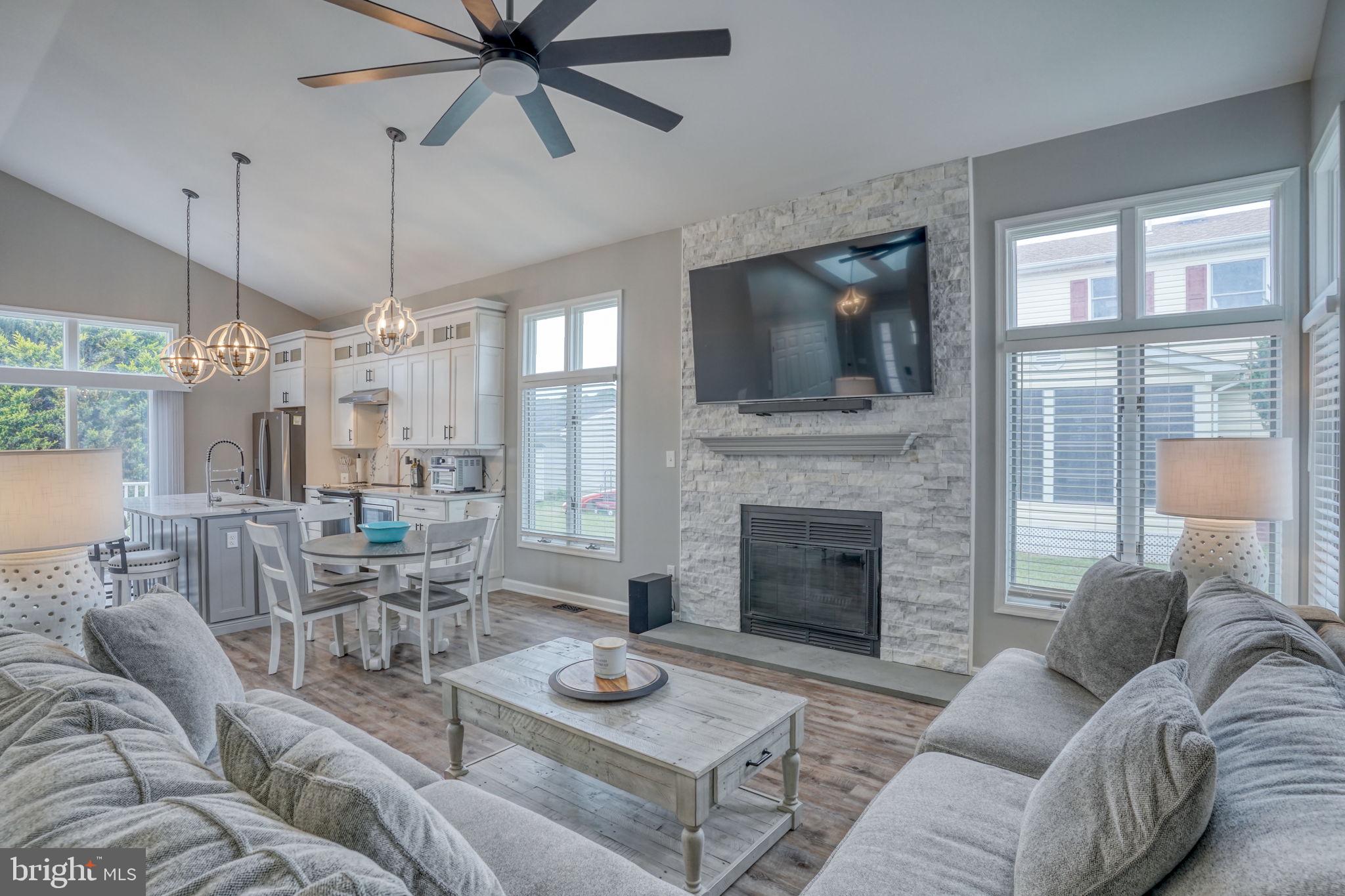 BAYVIEW ESTATES - Residential