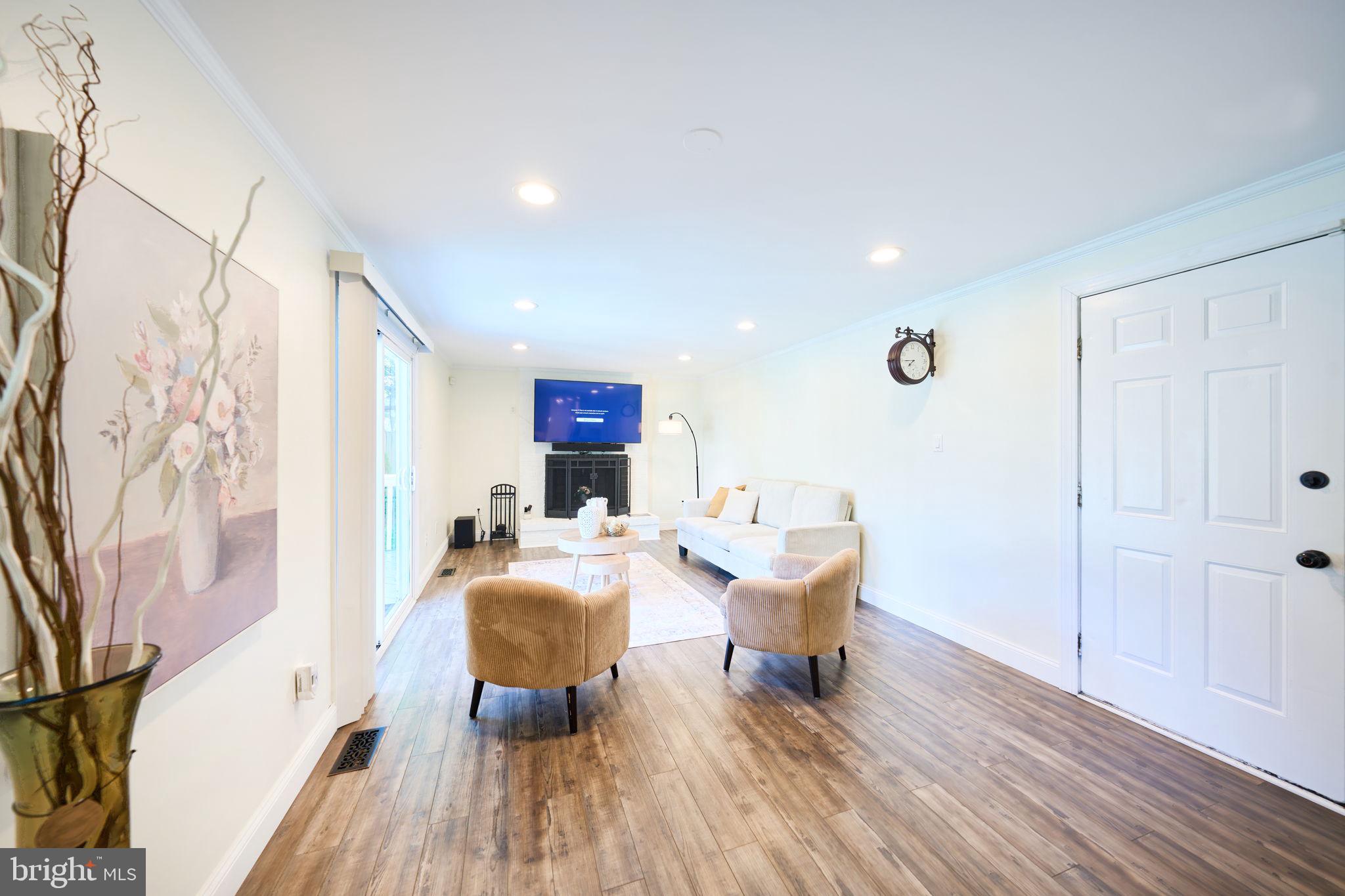 XANADU ESTATES - Residential