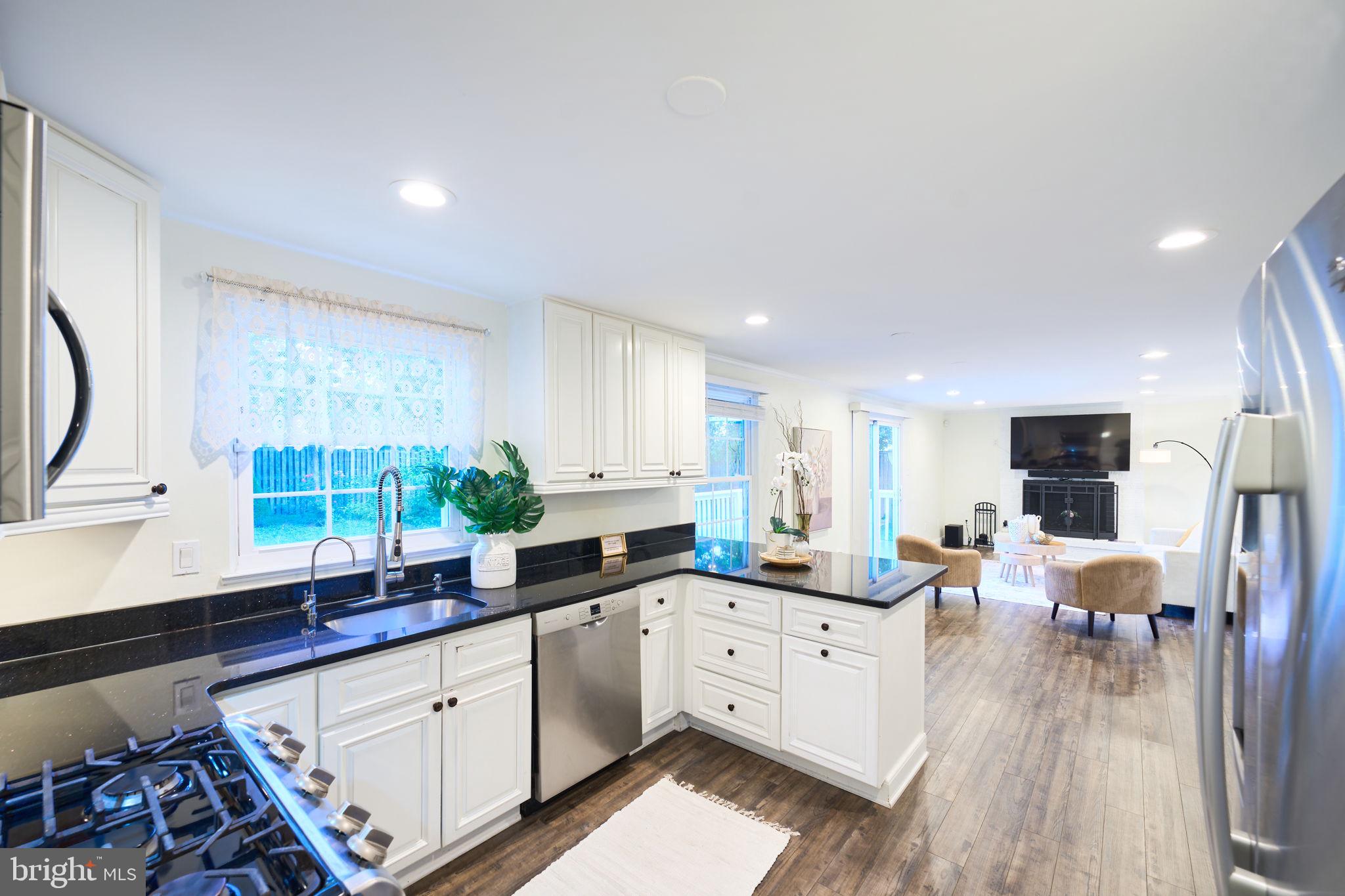 XANADU ESTATES - Residential
