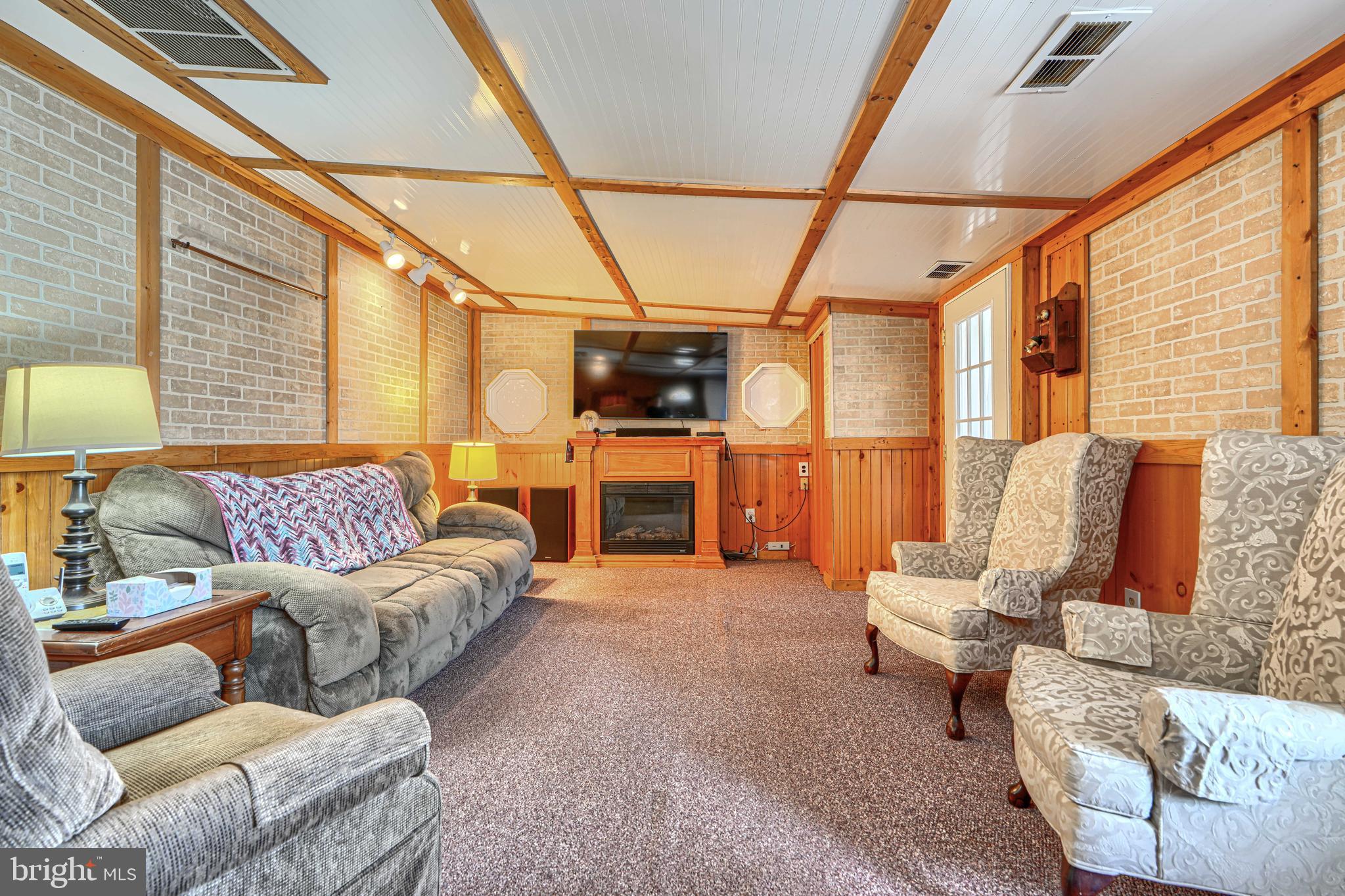 WATERSEDGE - Residential