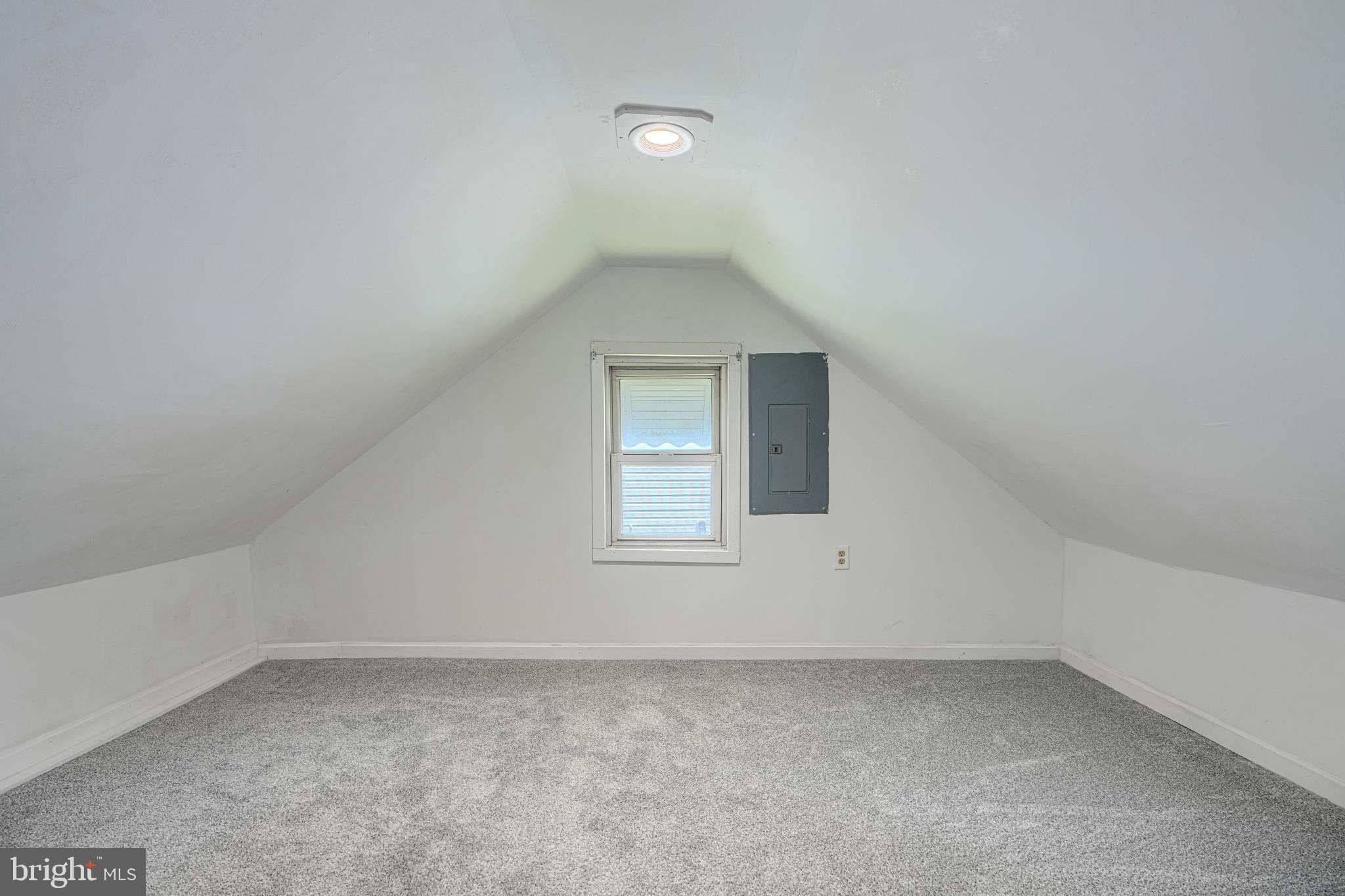 WATERSEDGE - Residential