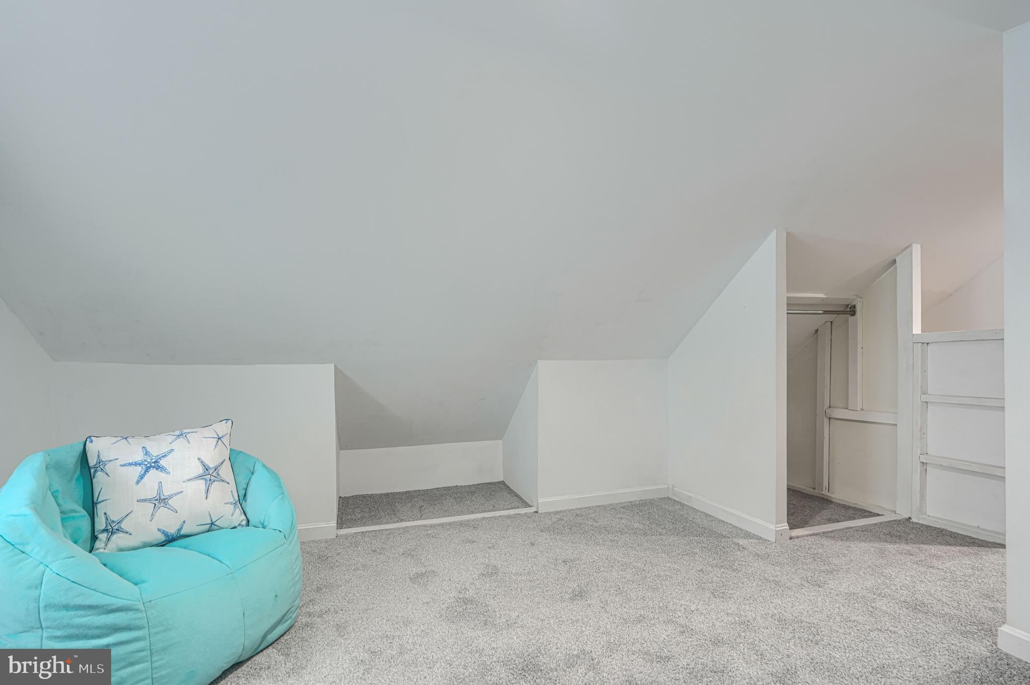 WATERSEDGE - Residential