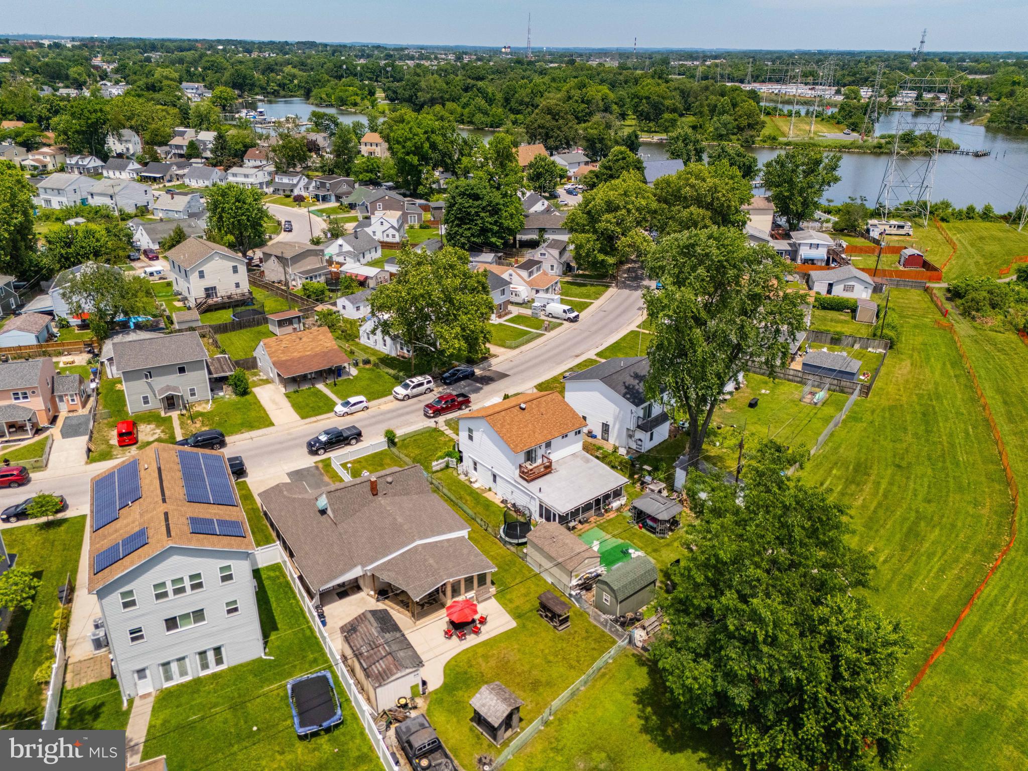 WATERSEDGE - Residential