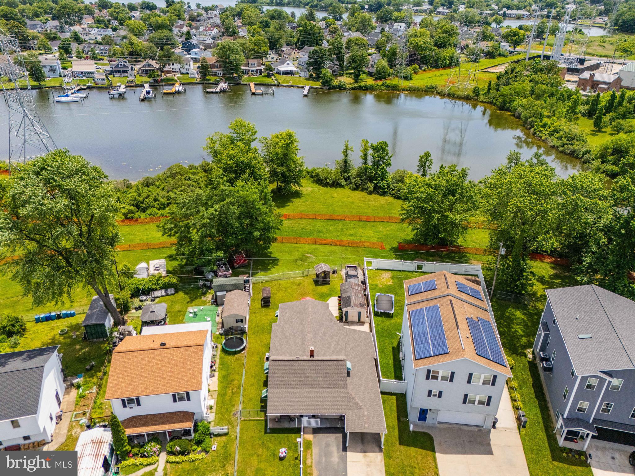 WATERSEDGE - Residential