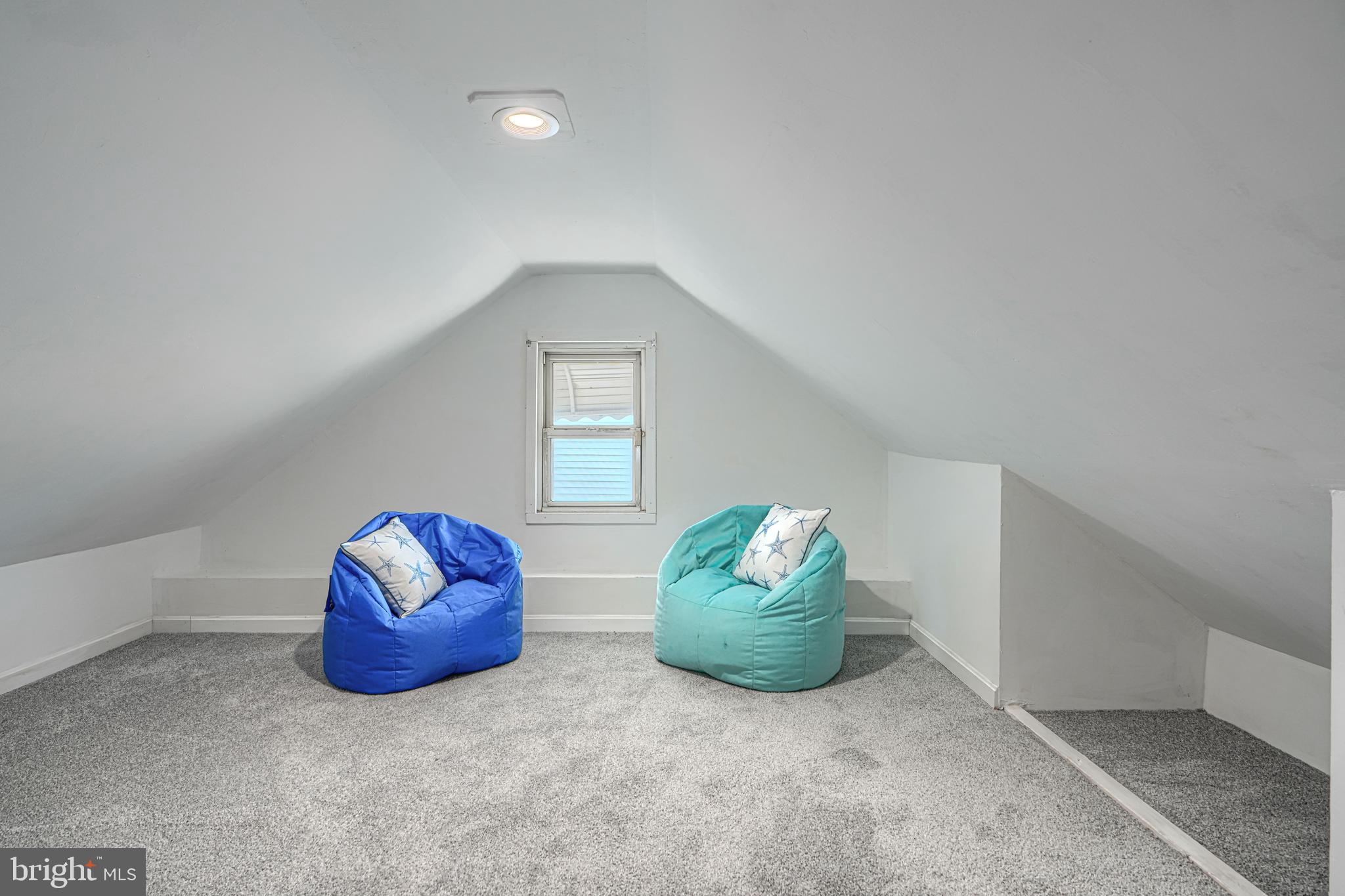 WATERSEDGE - Residential