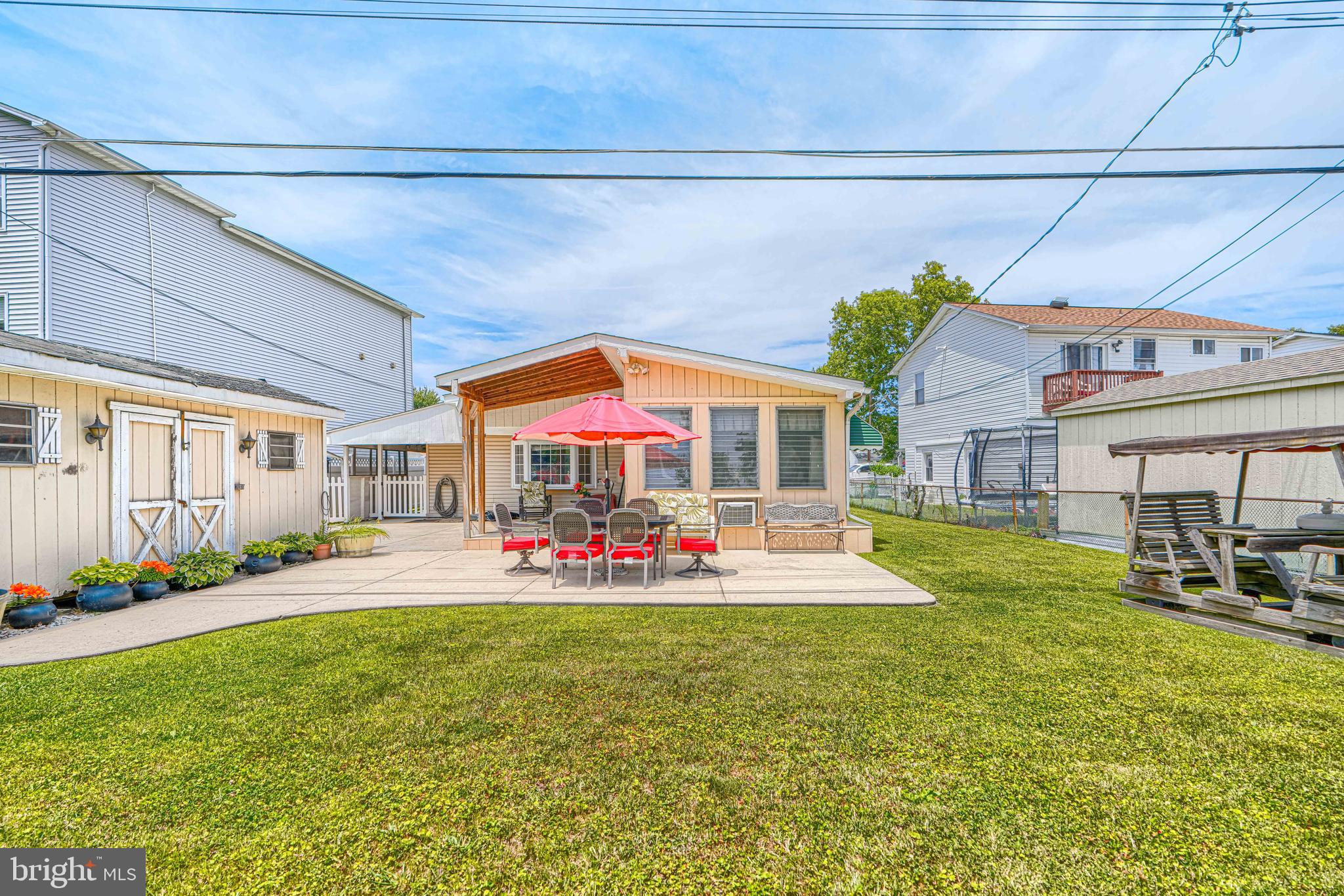 WATERSEDGE - Residential