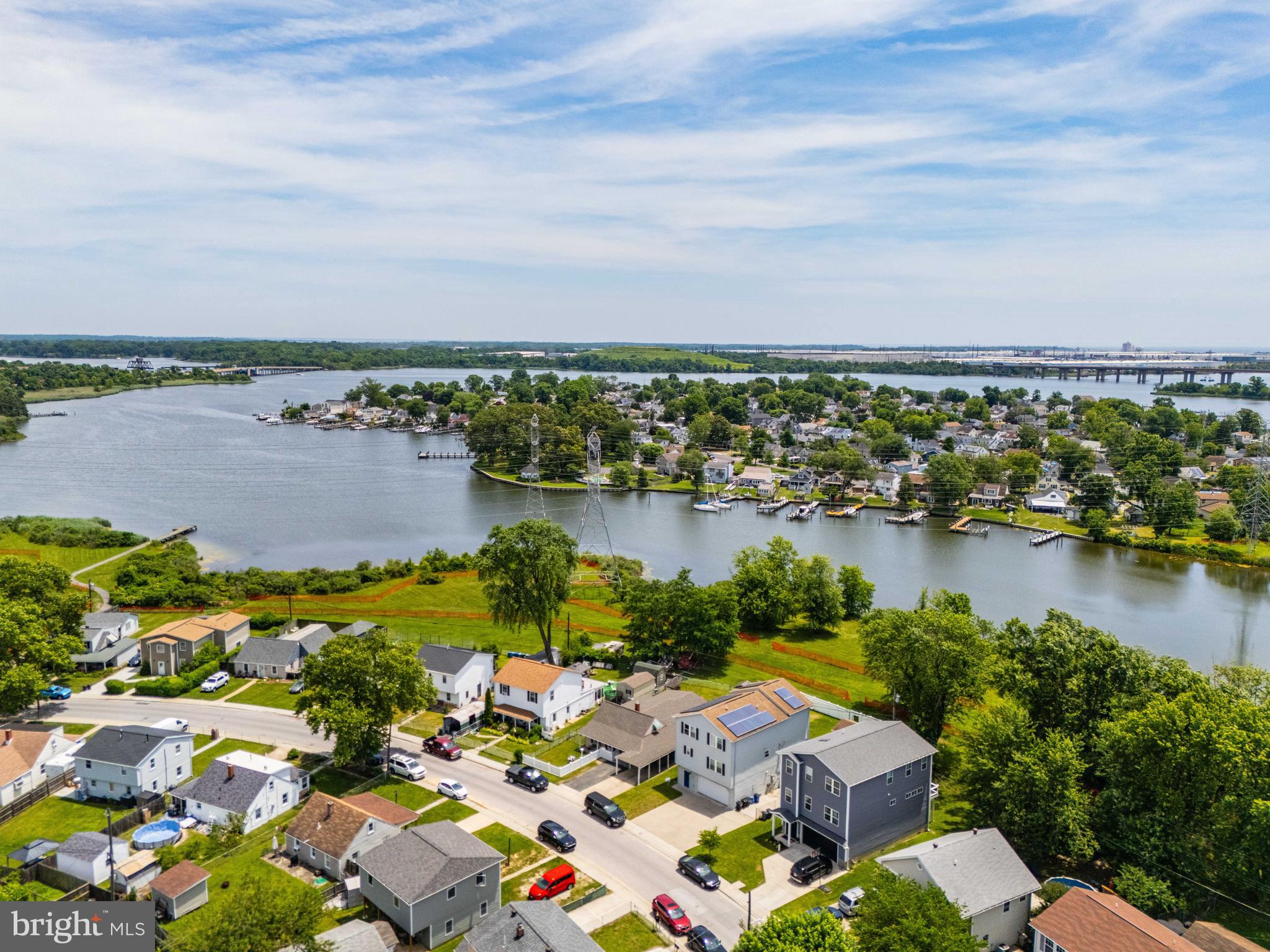 WATERSEDGE - Residential
