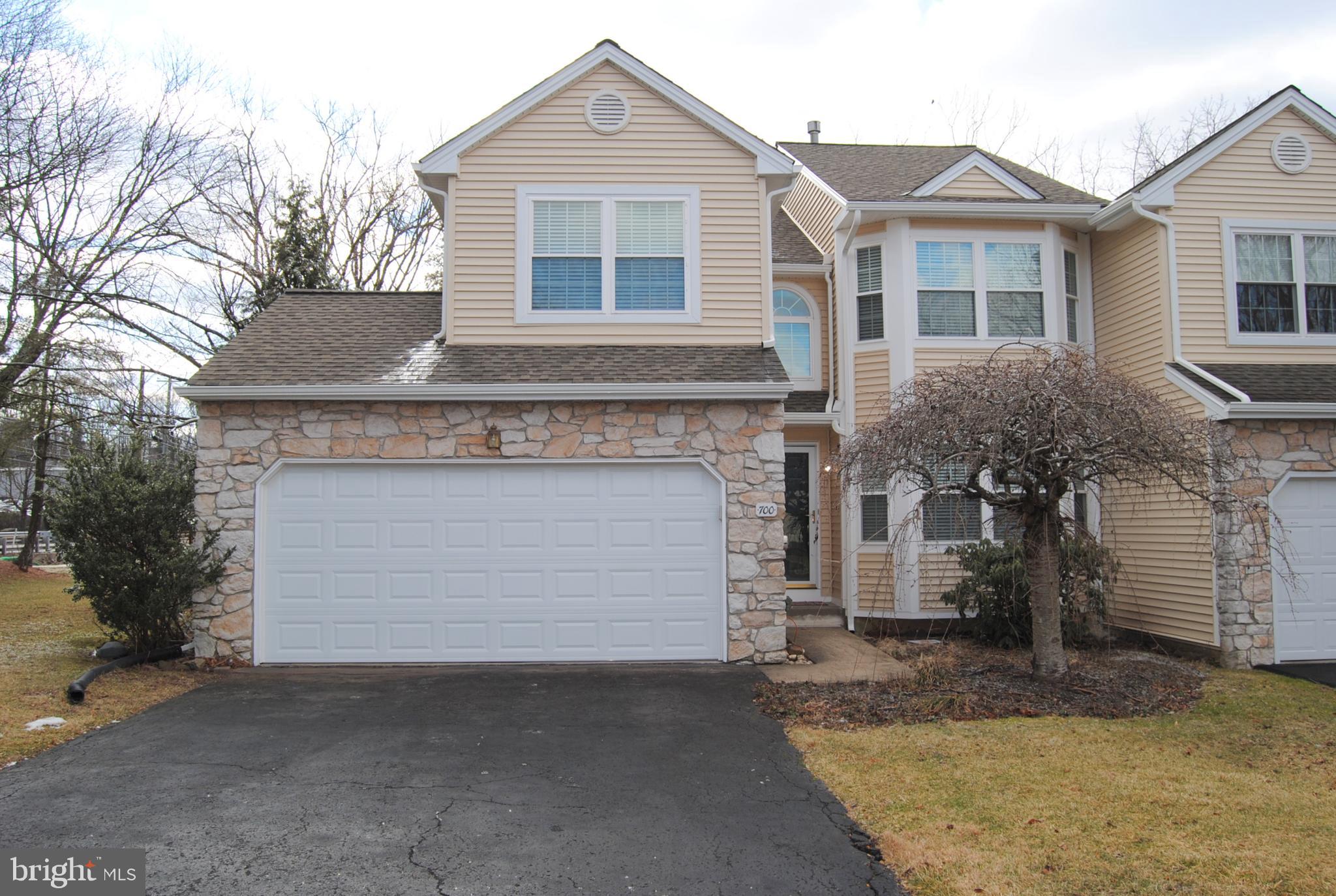 SPRINGHOUSE WOODS - Residential